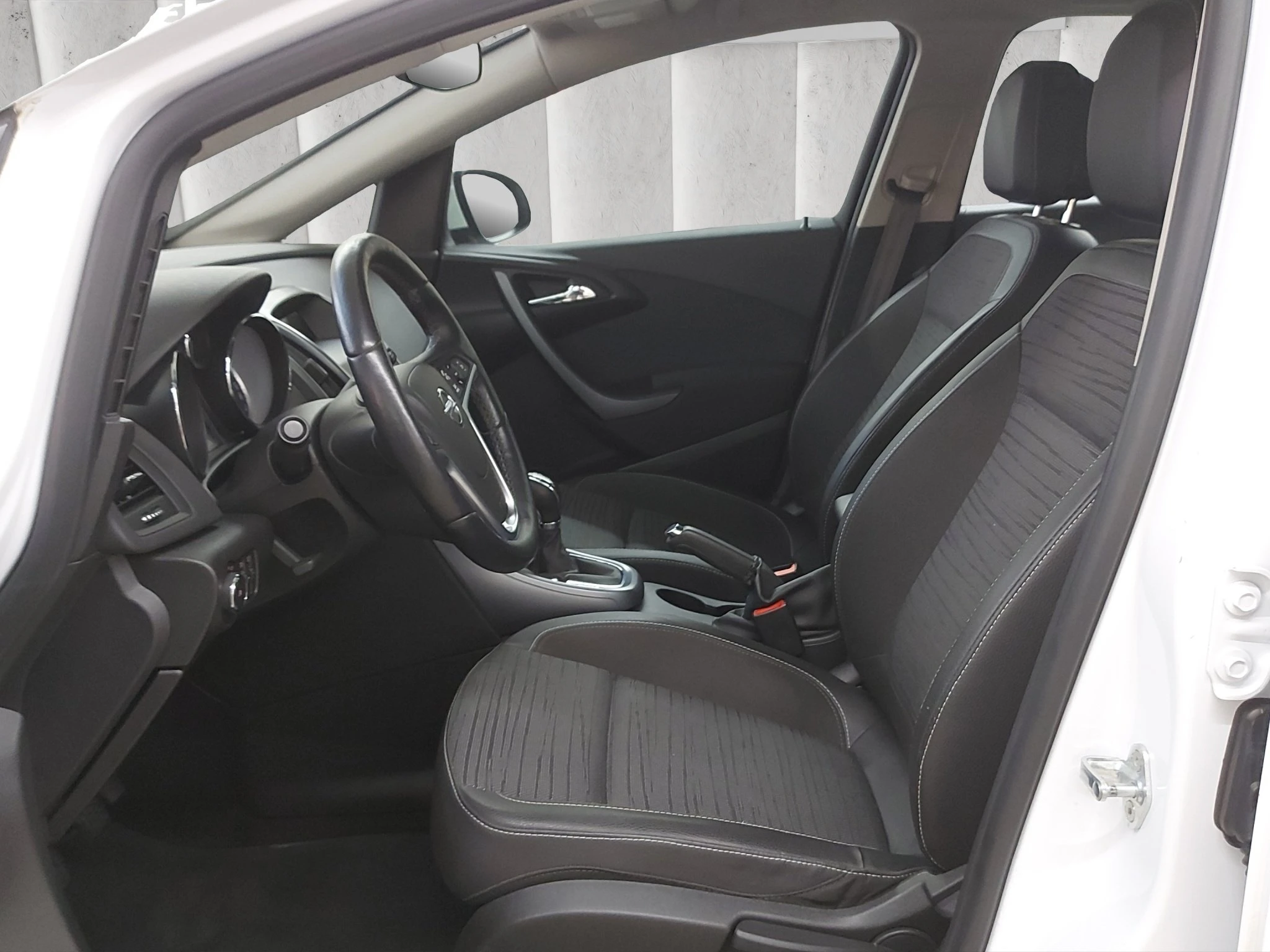 Opel-Astra-image-9