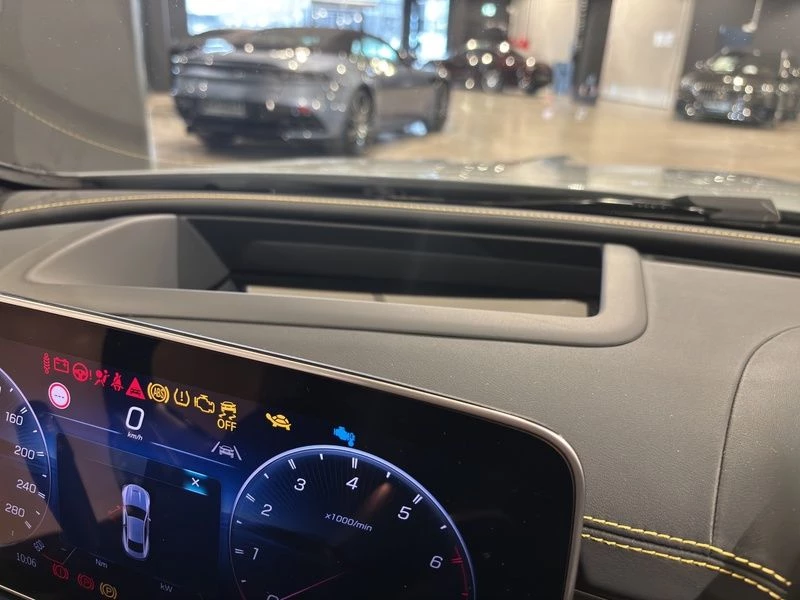 Mercedes-Benz CLE 53 AMG 4M PFERF.-SITZE DYNAMIC+ CARBON PREM AMG Line