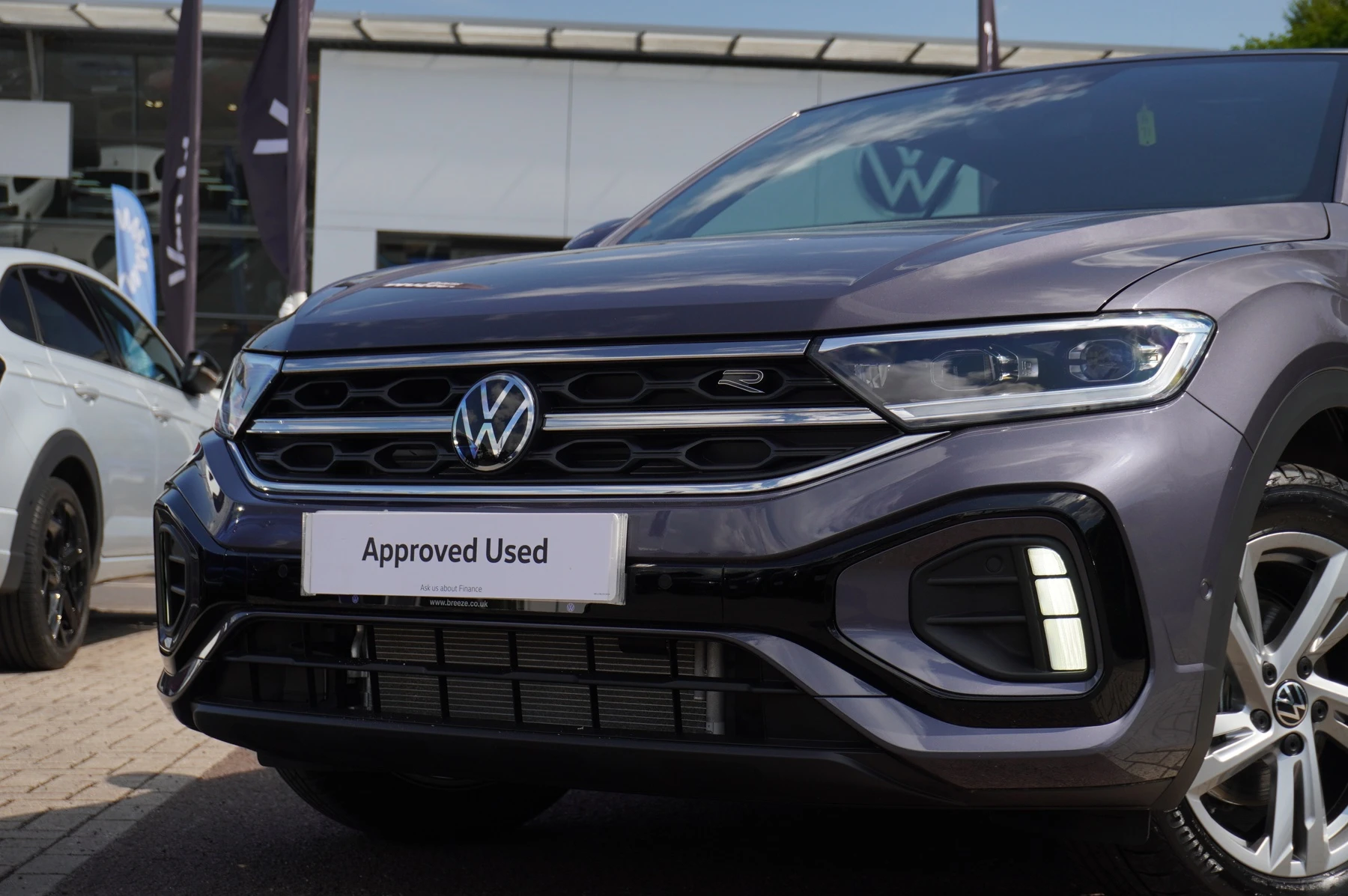 Volkswagen-T-Roc-image-50