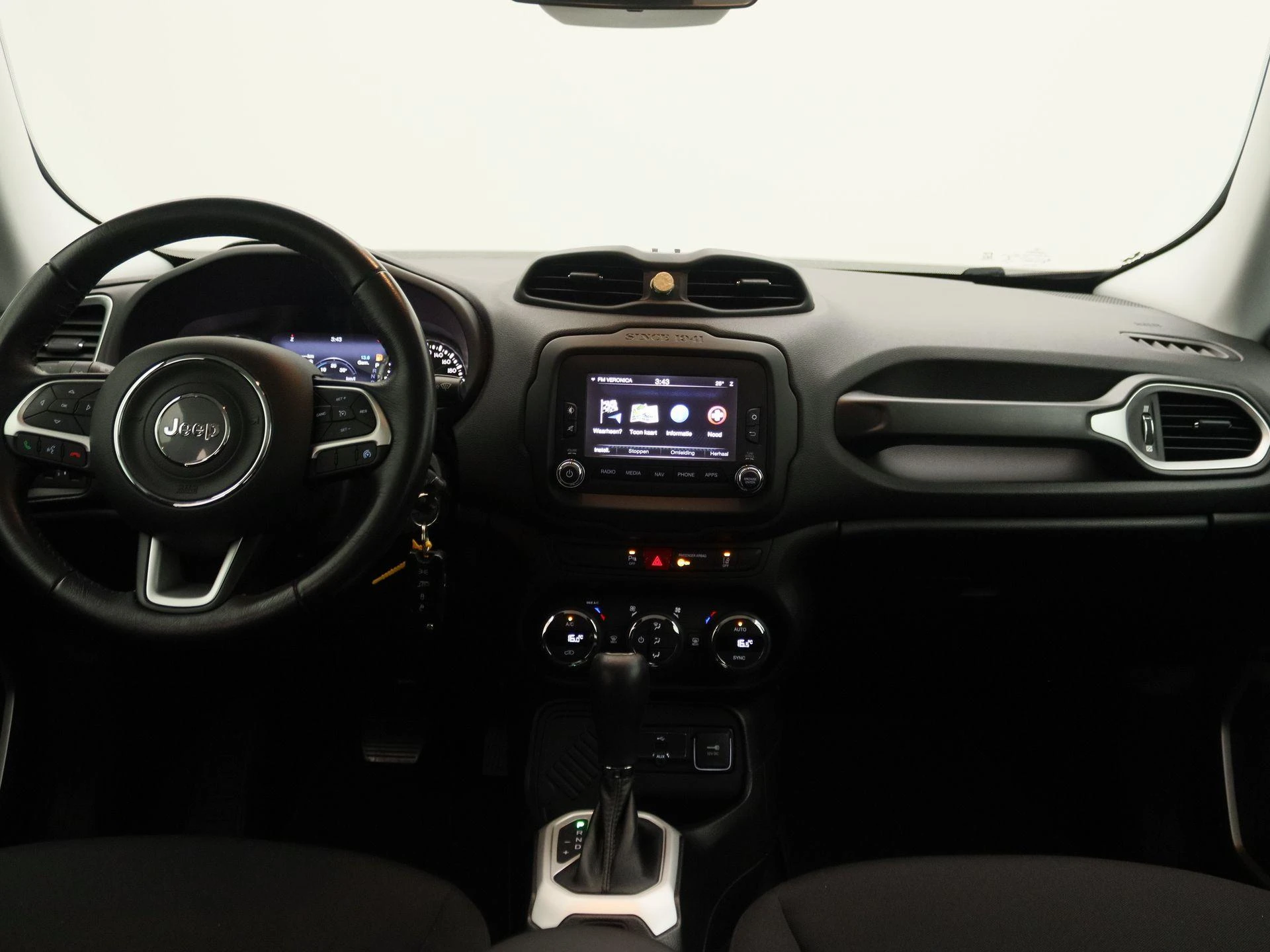 Jeep-Renegade-image-6