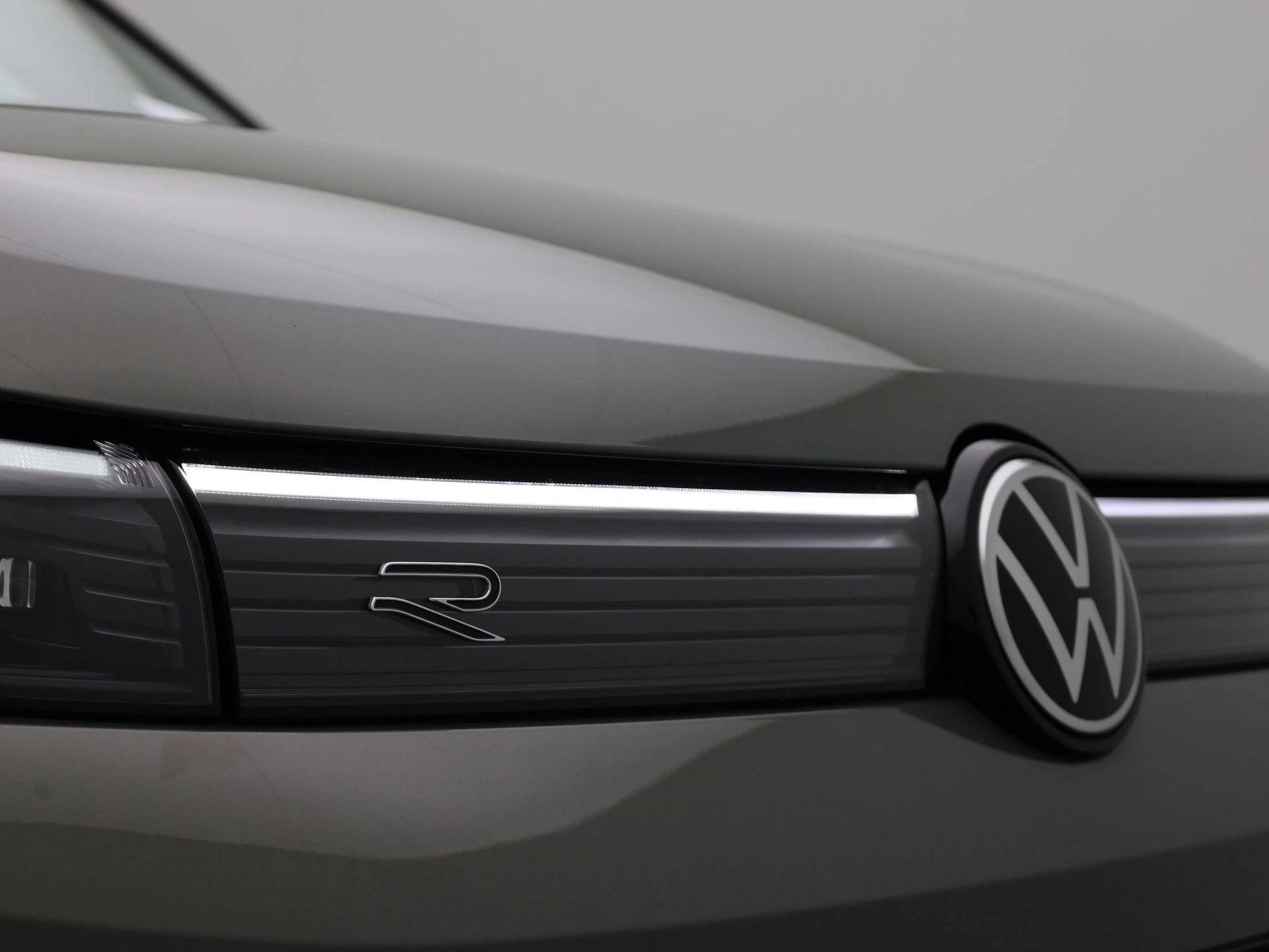 Volkswagen-Tiguan-image-44
