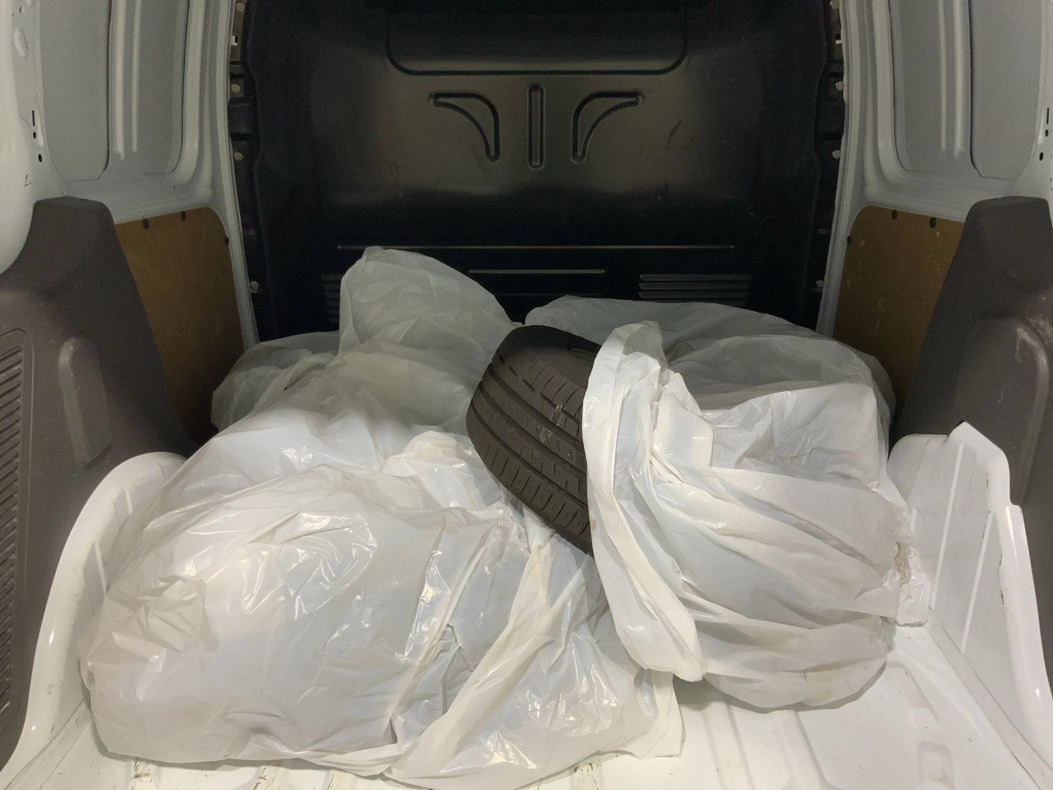 Ford-Transit Connect-image-22