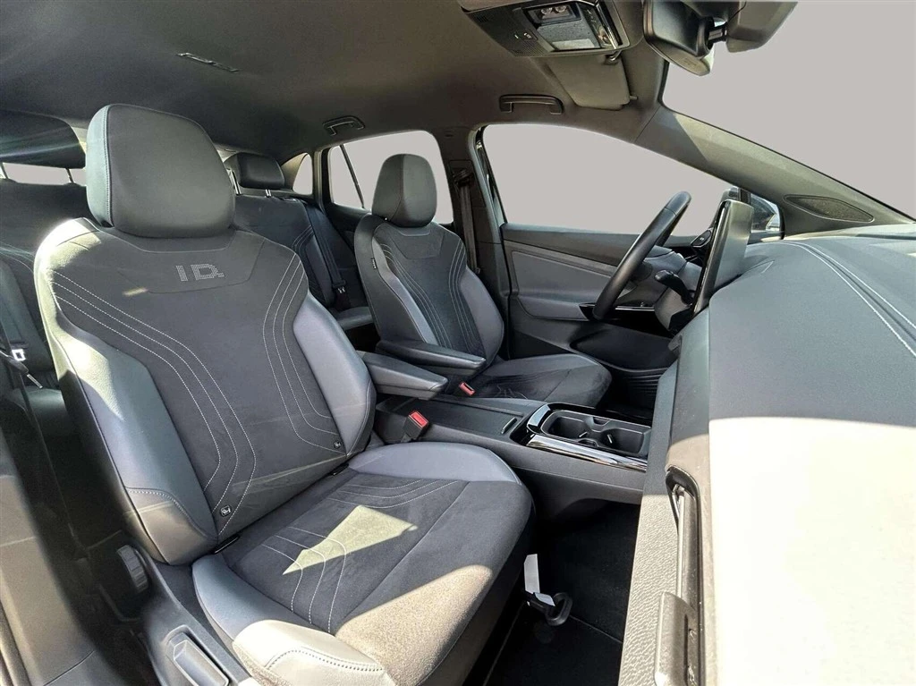 Volkswagen-ID.4-image-18