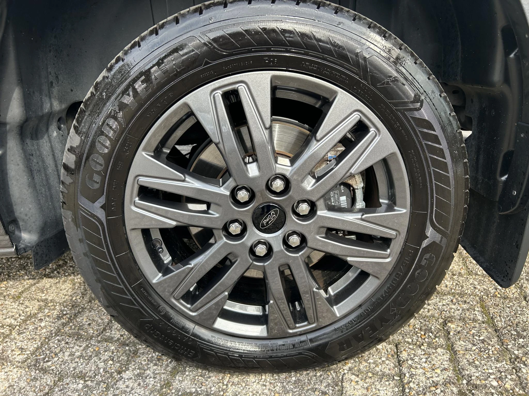 Ford-E-Transit-image-18