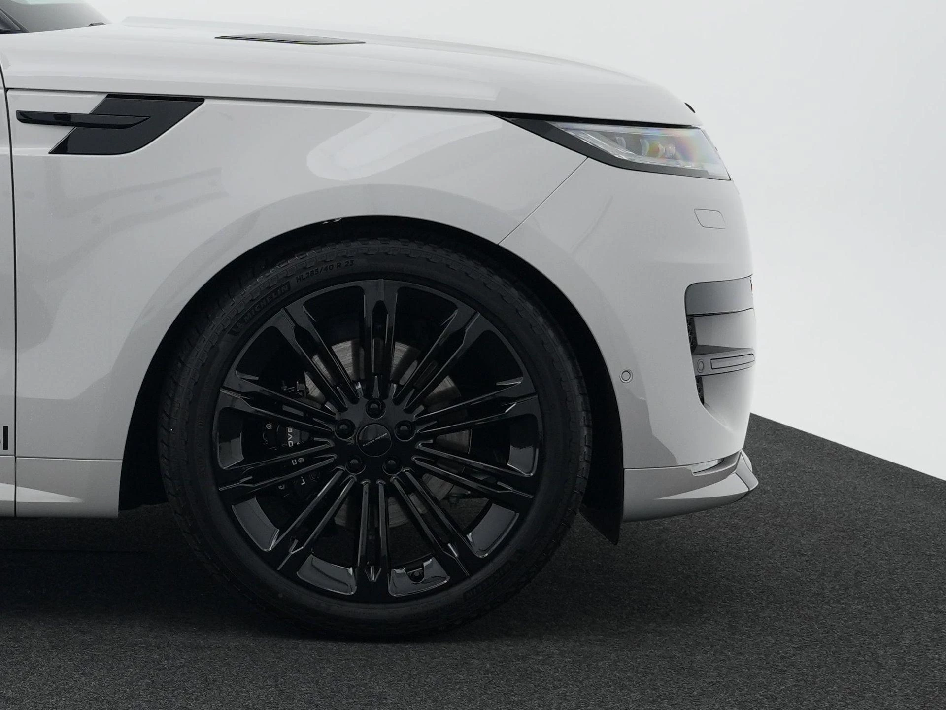 Land Rover Range Rover Sport 3.0 P460e MOMENTUM EDITION