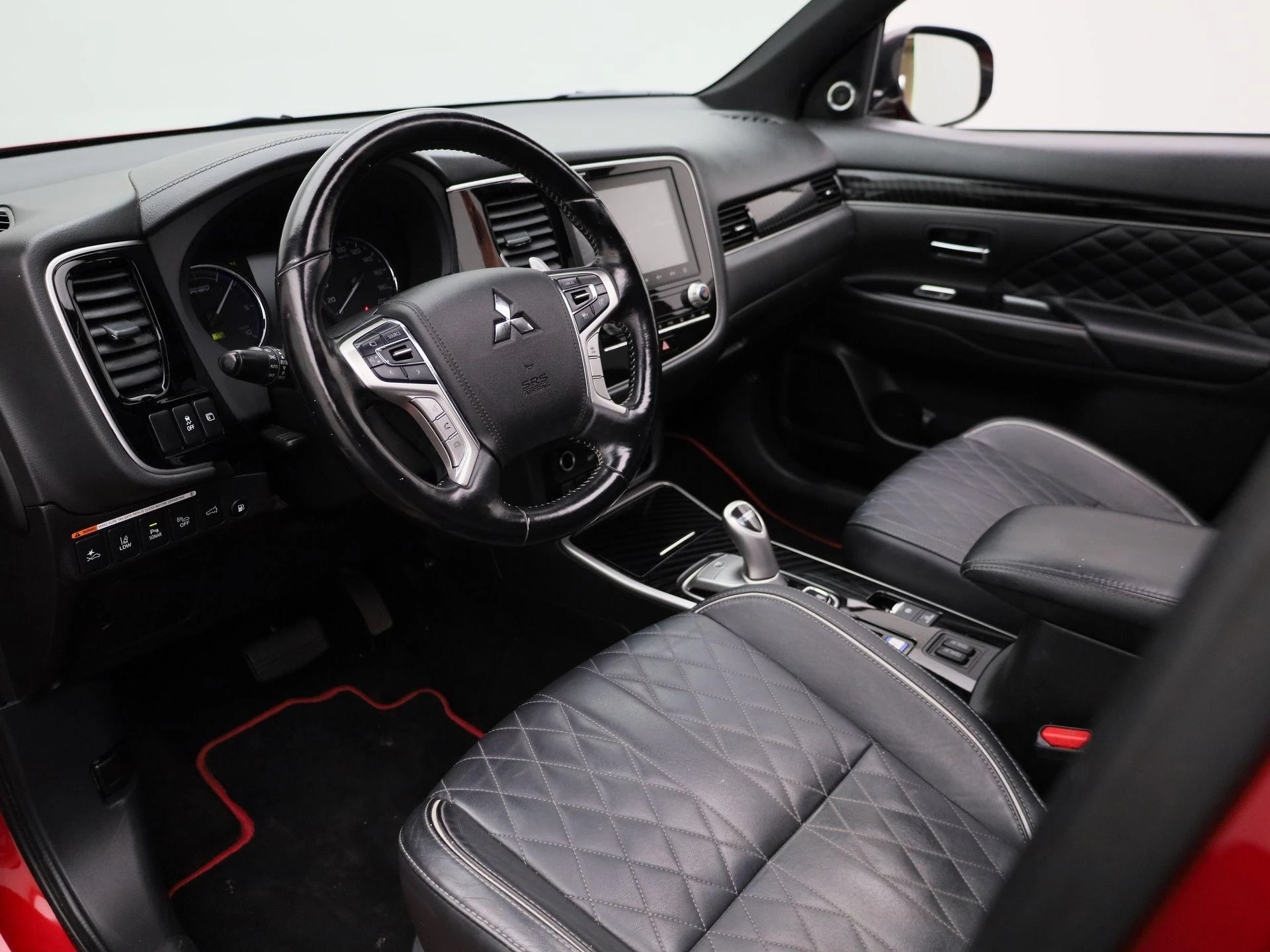 Mitsubishi-Outlander-image-17