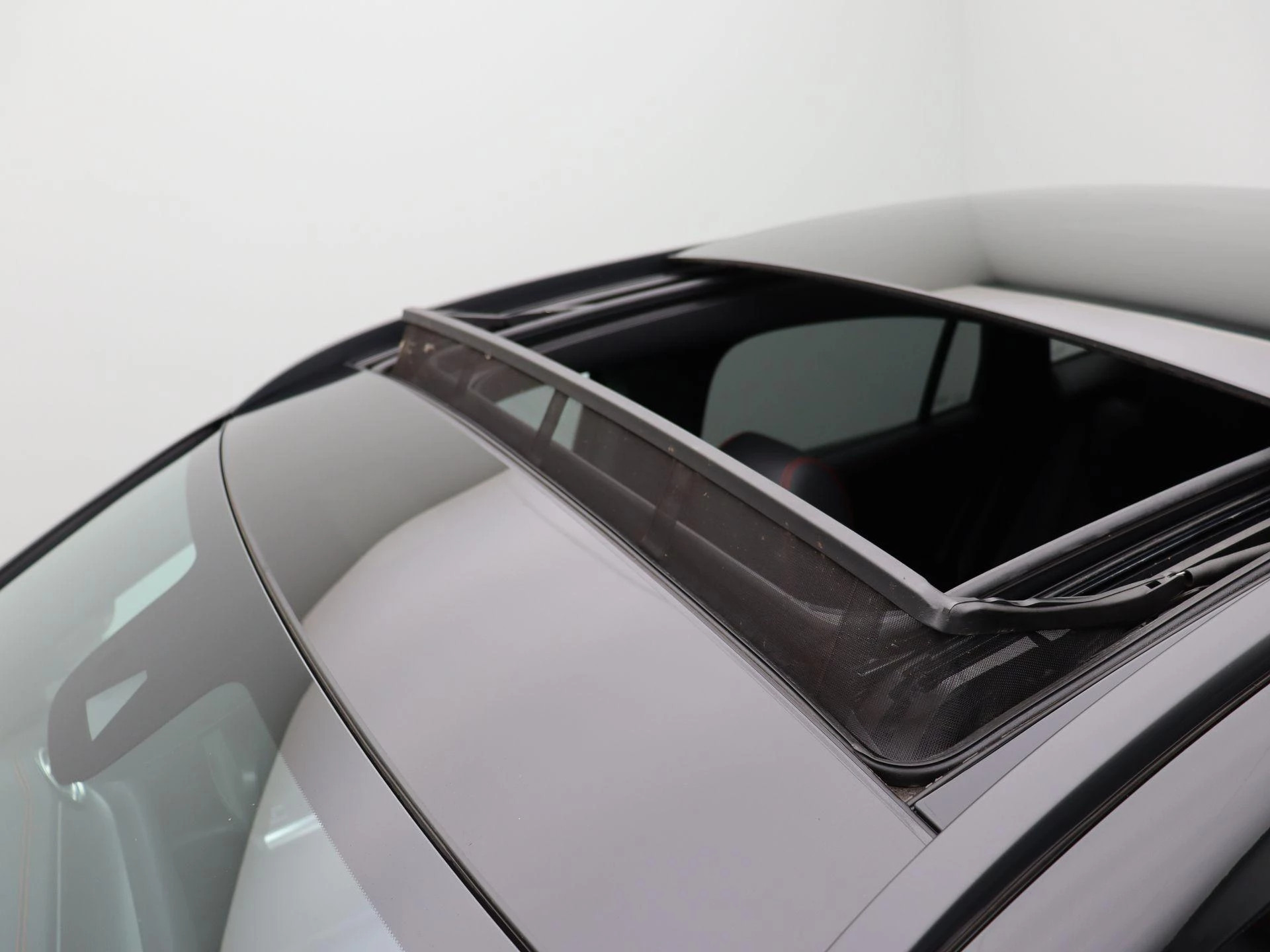 Mercedes-Benz EQA 250 AMG Line + PANORAMISCH DAK + NIGHTPAKKET +