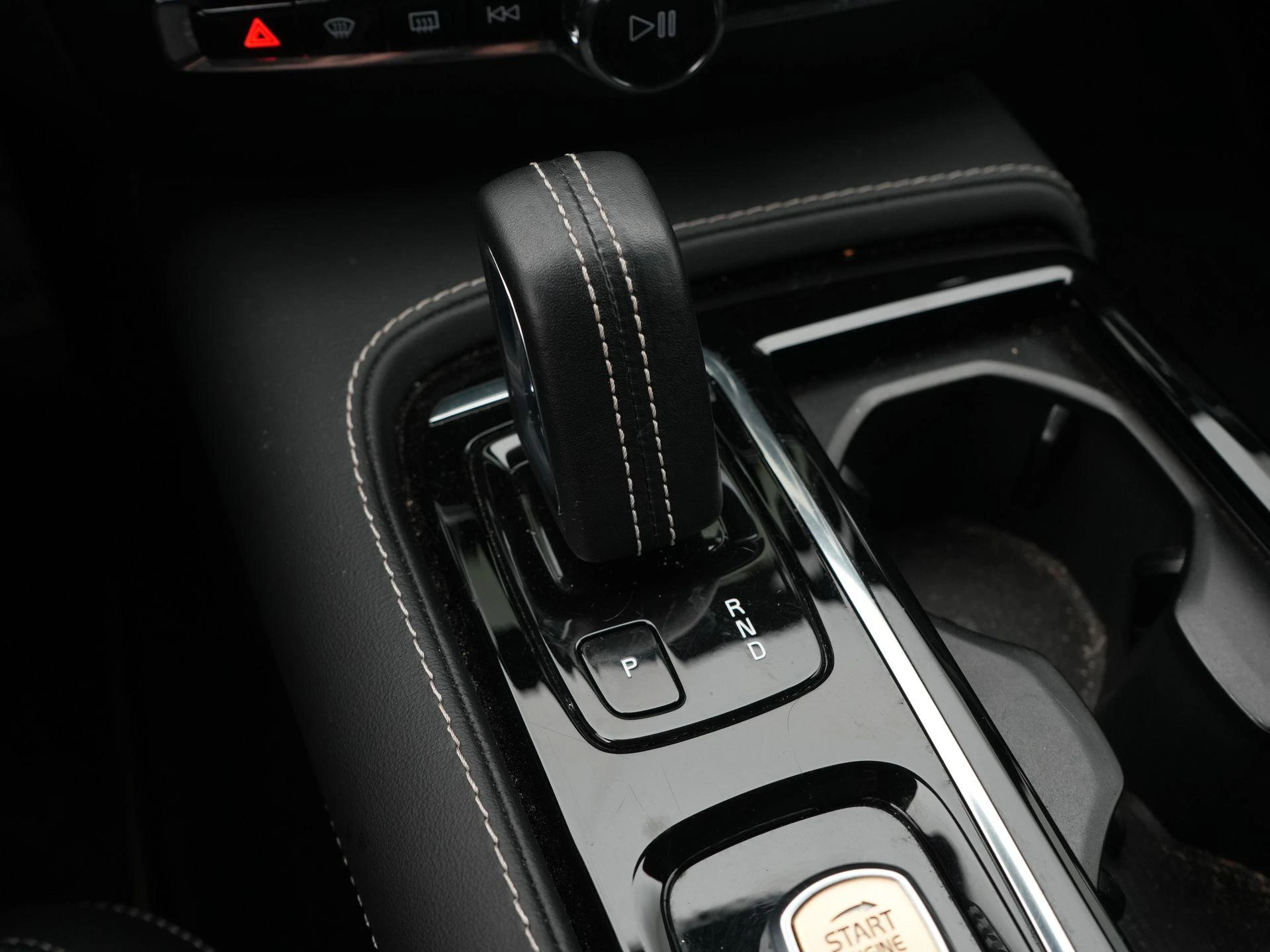 Volvo-V60-image-27