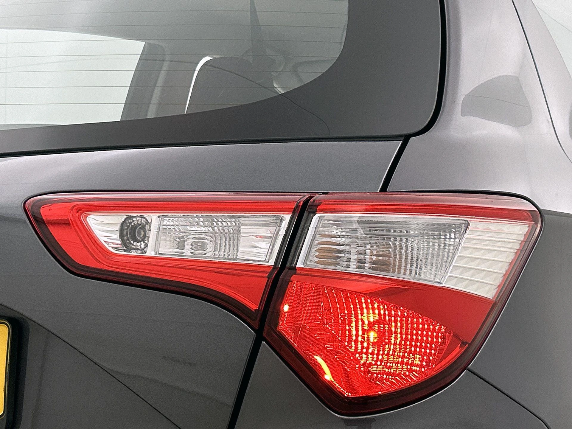 Toyota-Yaris-image-16