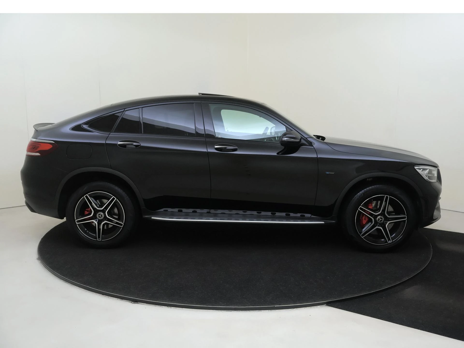 Mercedes-Benz-GLC-image-8