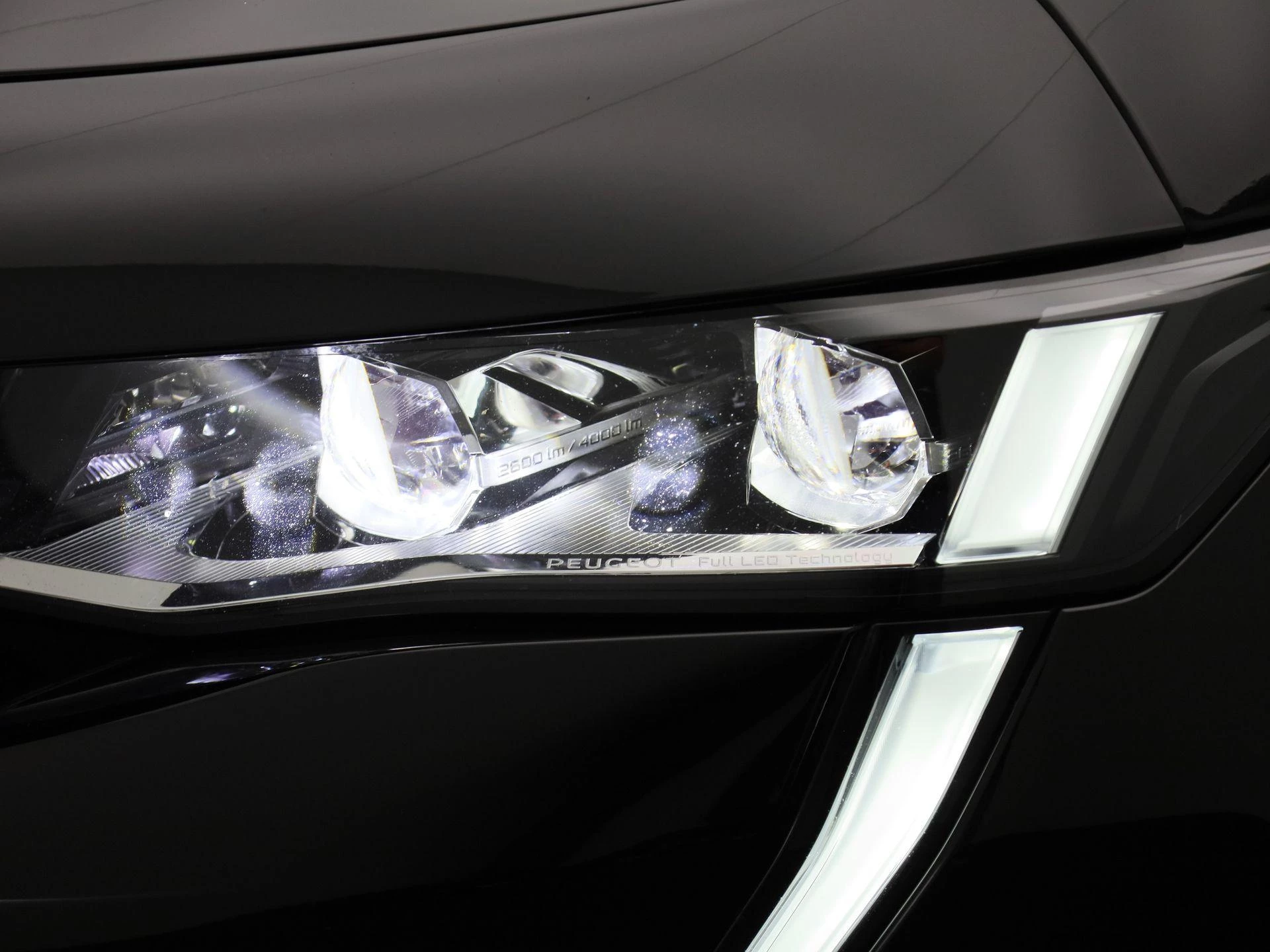 Peugeot-508-image-14