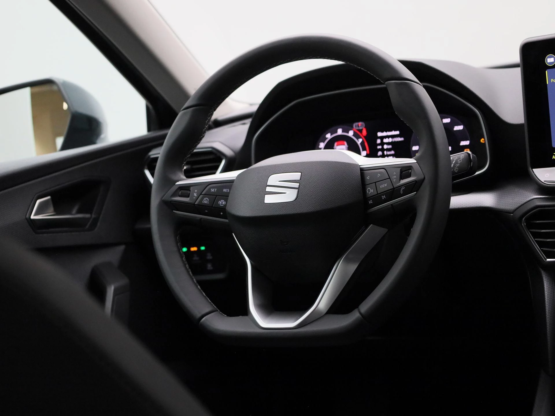 SEAT-Leon-image-33