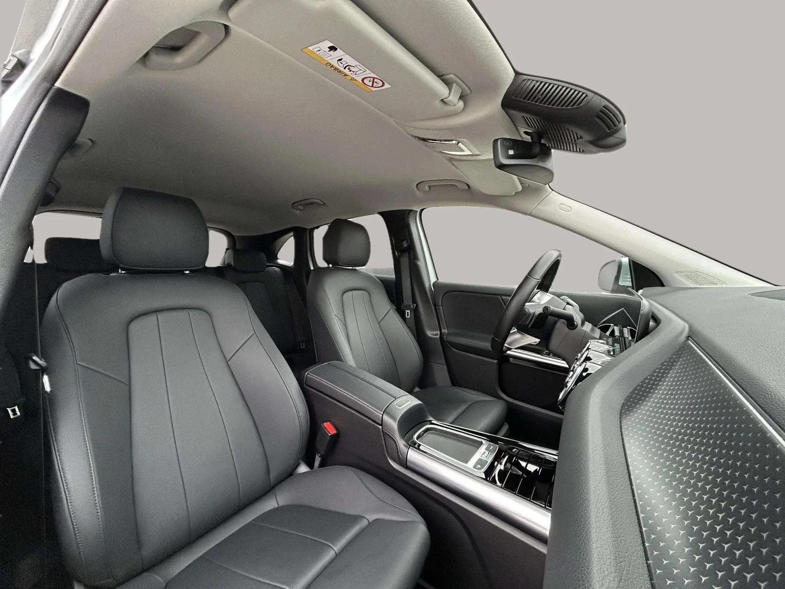 Mercedes-Benz-EQA-image-13