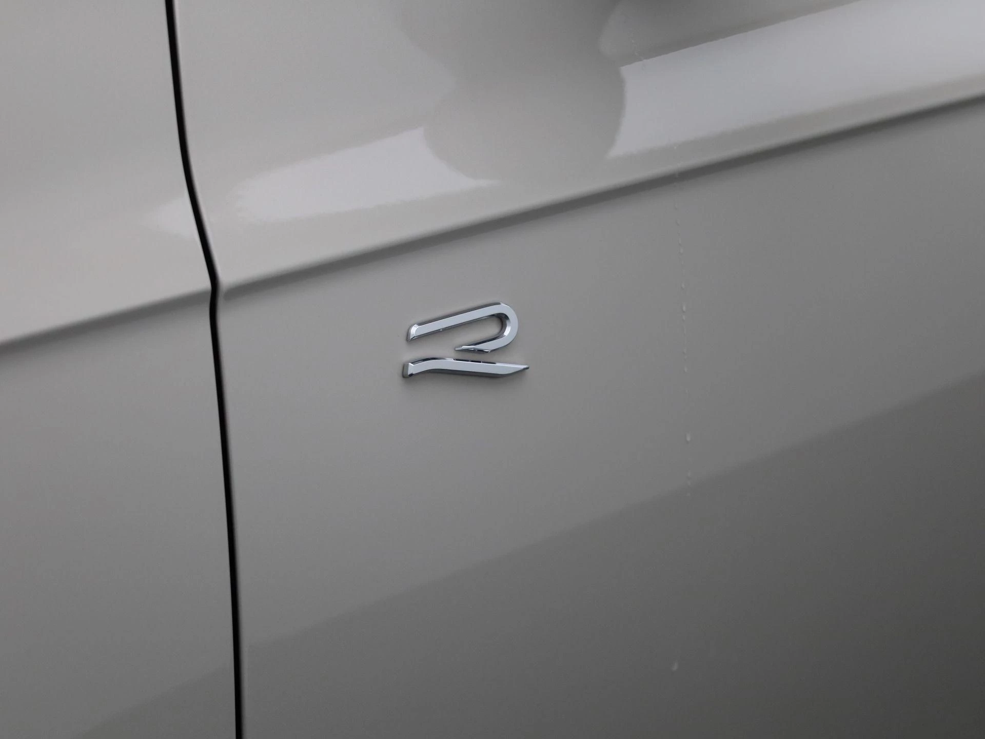 Volkswagen-Touareg-image-17