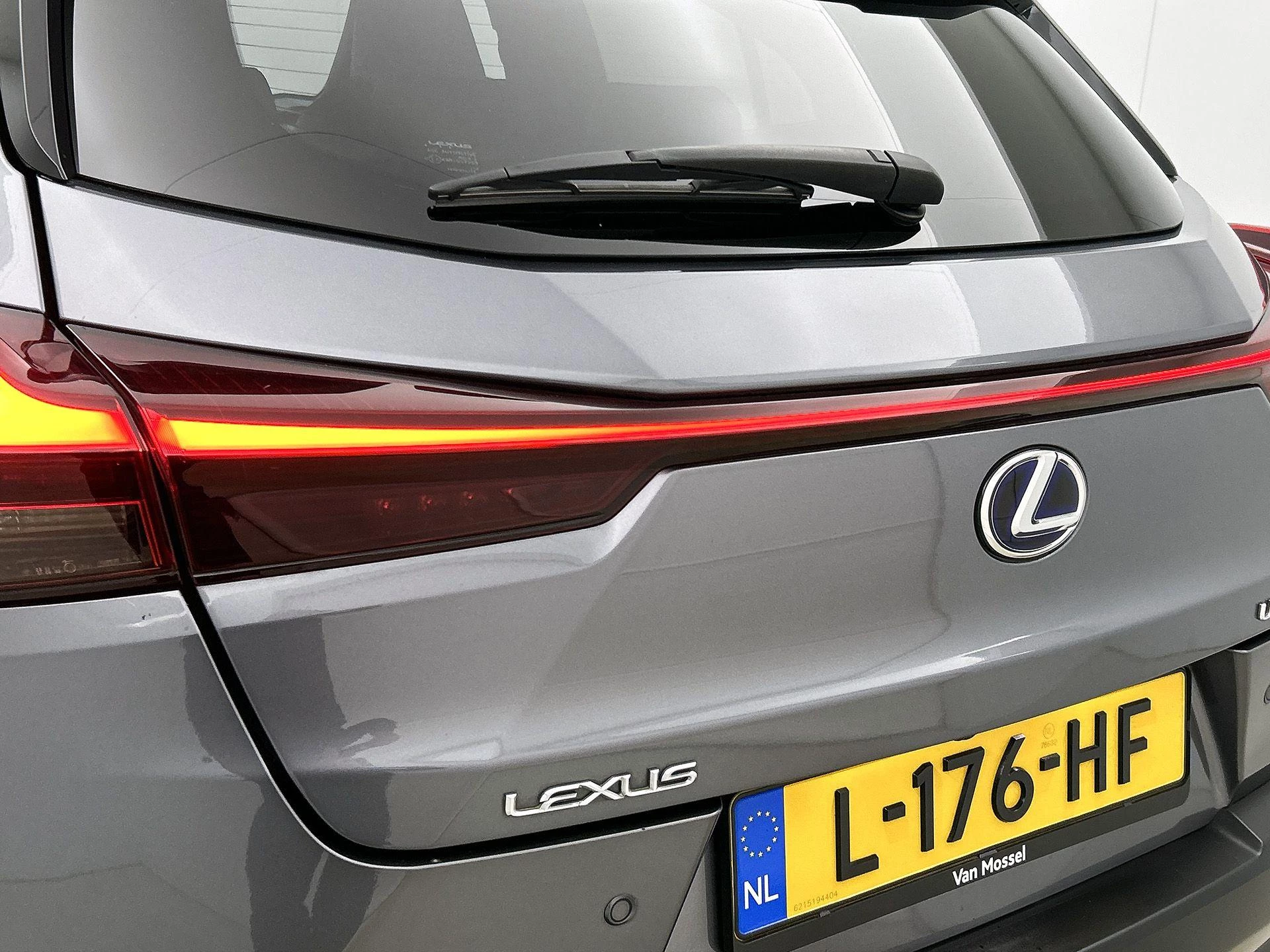 Lexus-UX-image-35