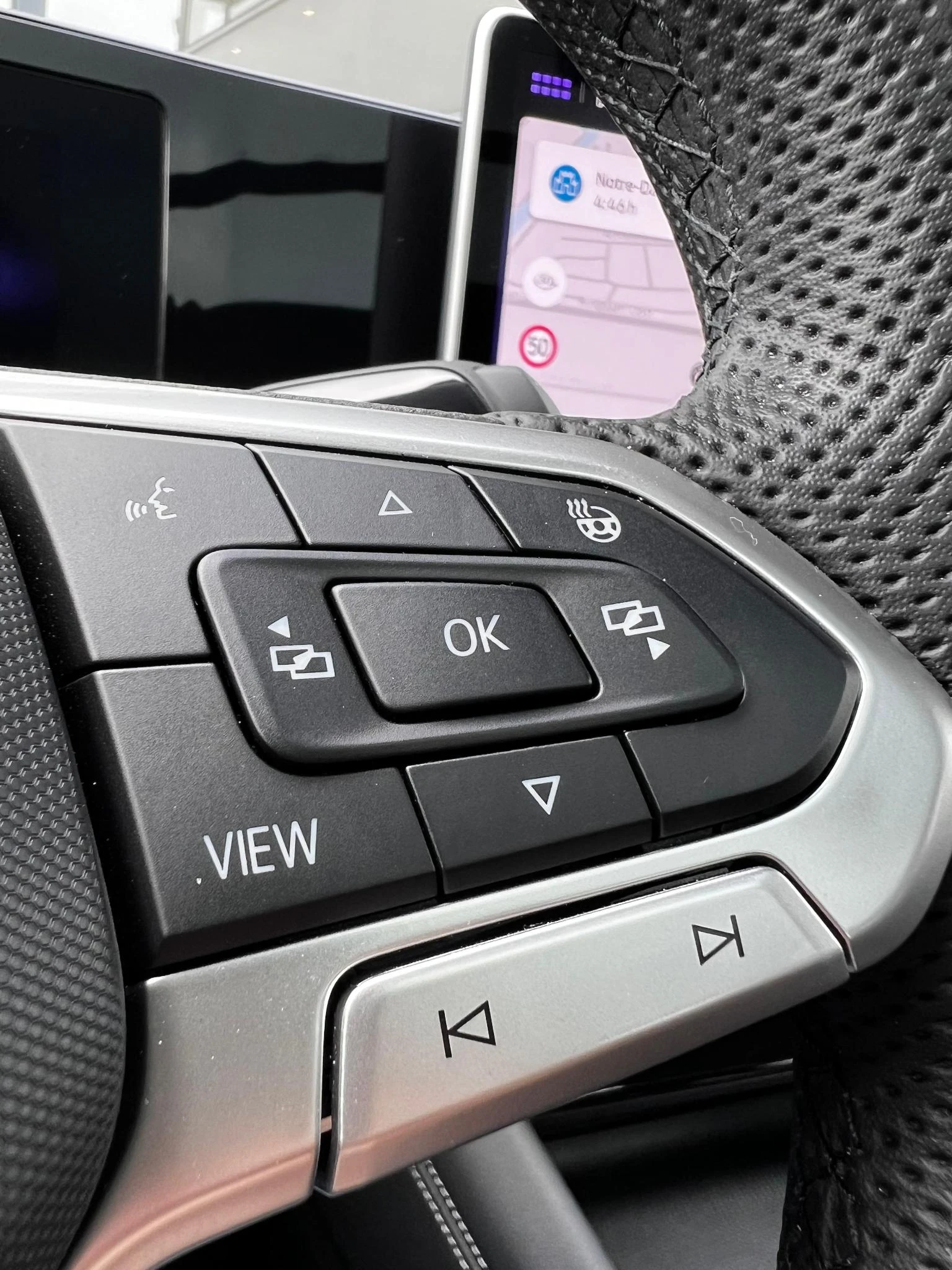 Volkswagen-Tiguan-image-42