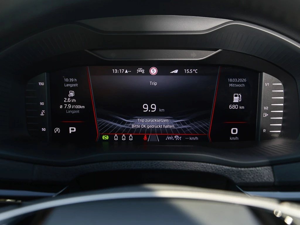 Škoda Karoq 1.5 TSI DSG Sportline Navi, Pano