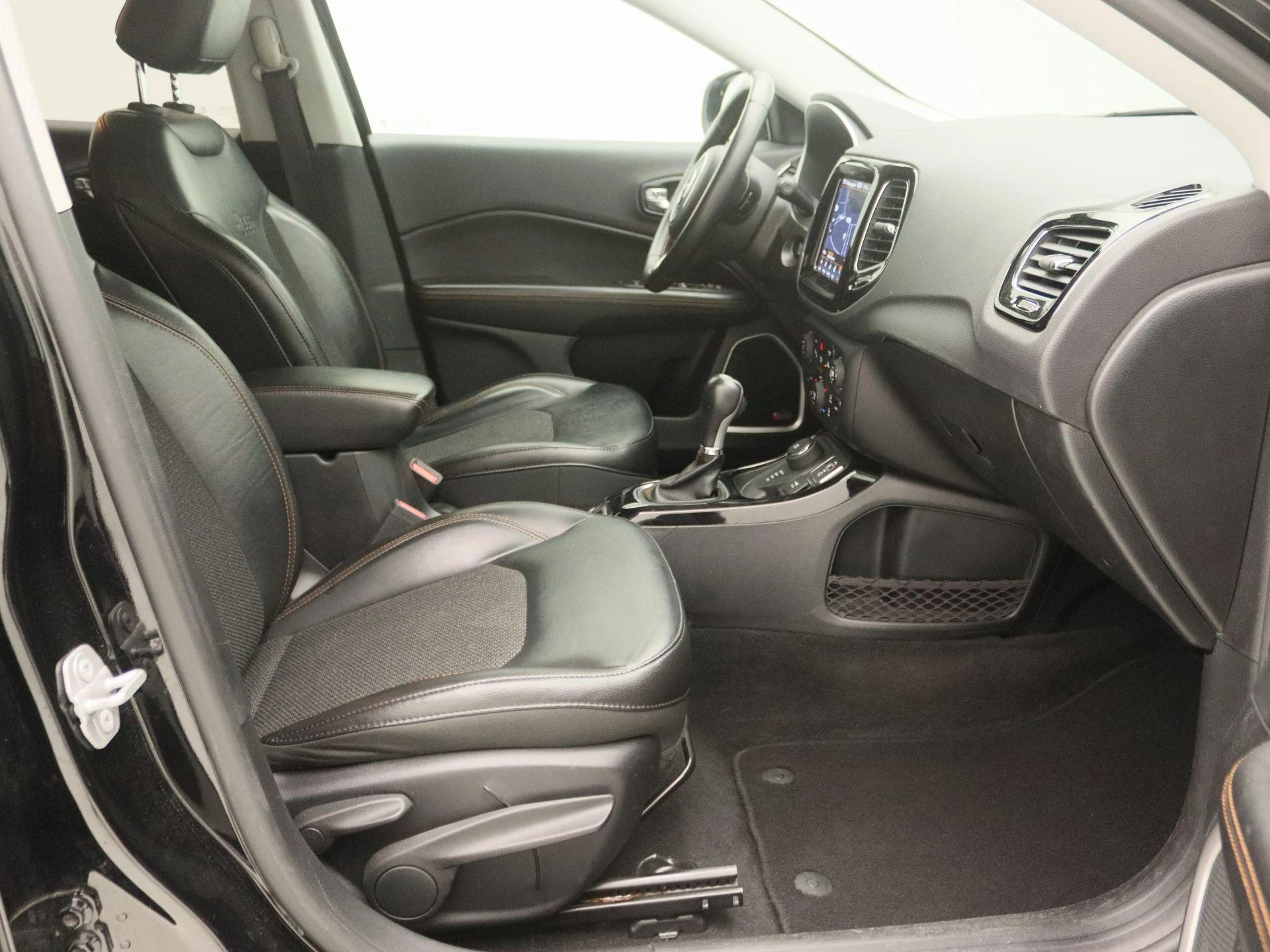 Jeep-Compass-image-23
