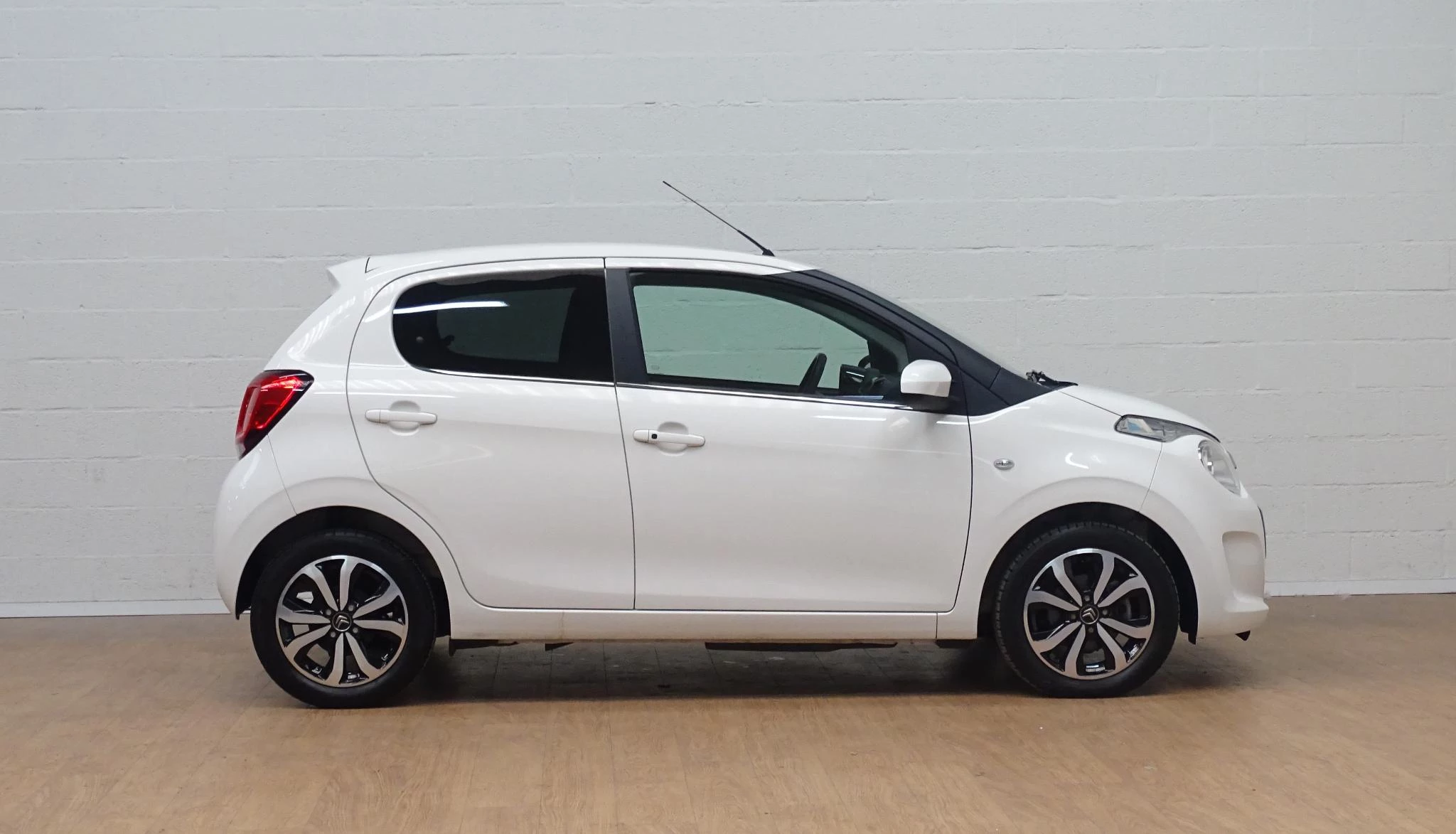 Citroën C1 1.0 VTi S&S MAN Shine
