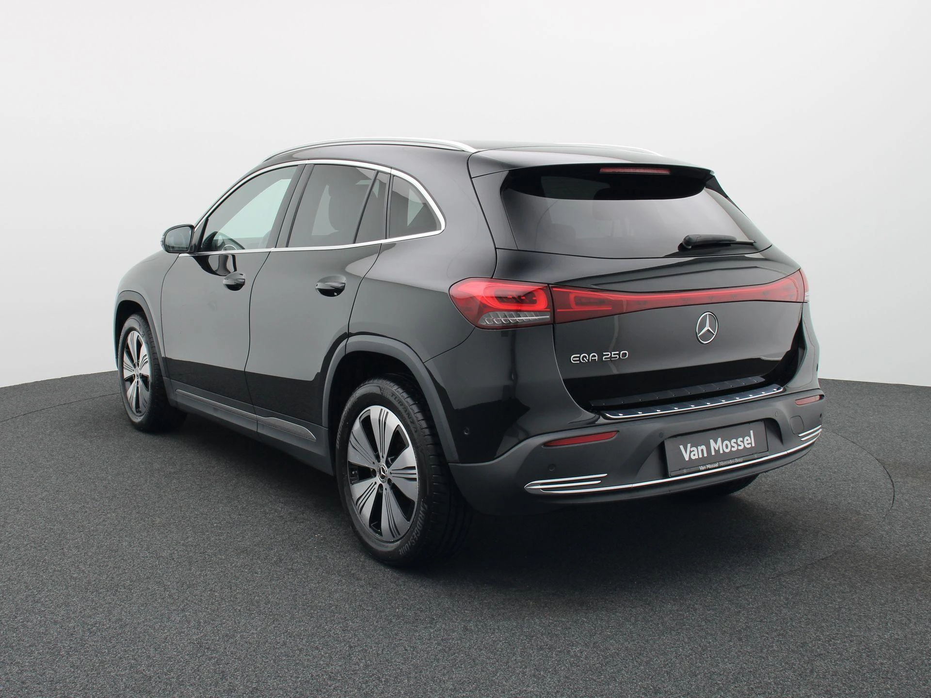 Mercedes-Benz EQA 250 Business Line