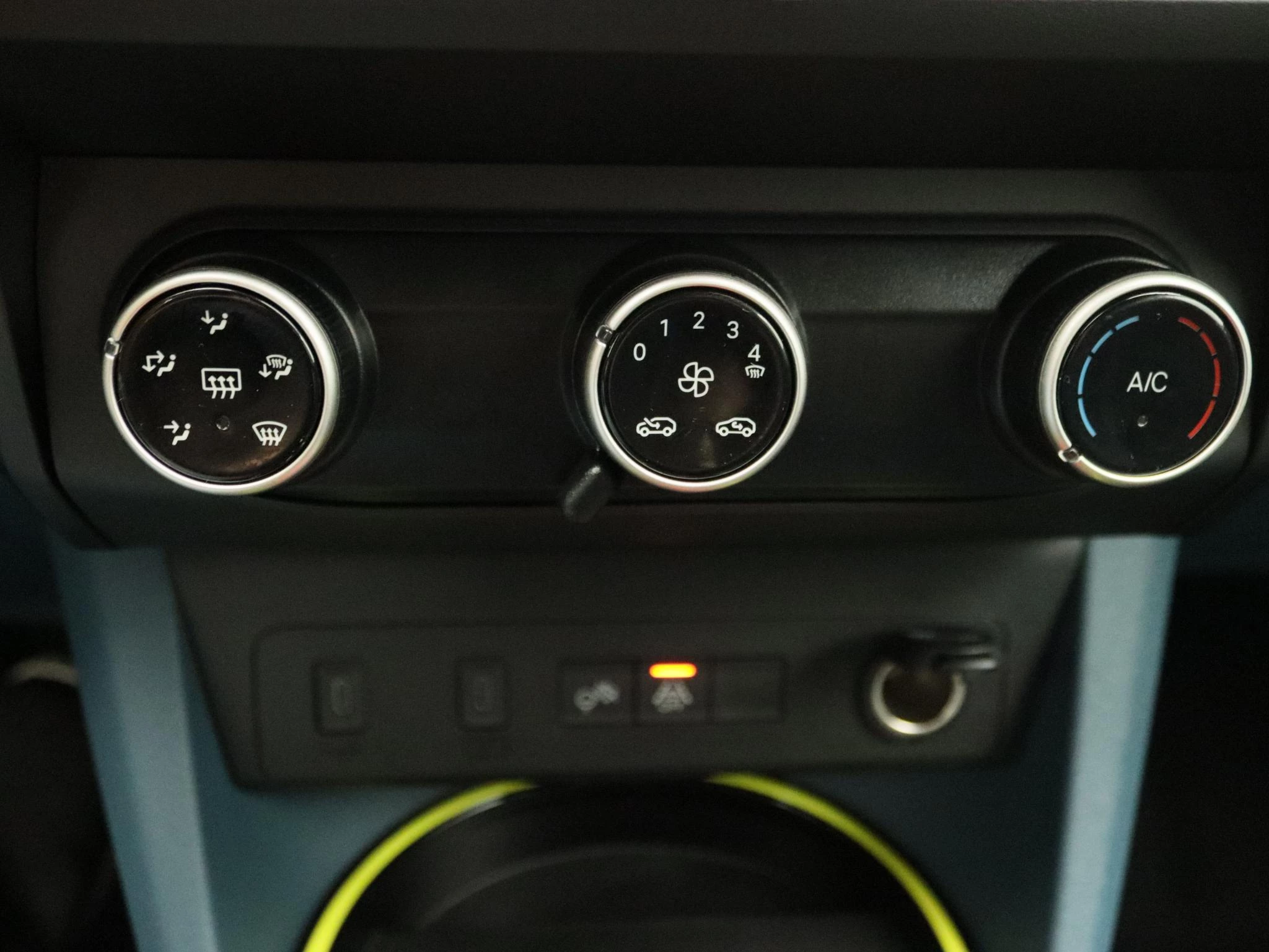 Fiat-Grande Panda-image-12