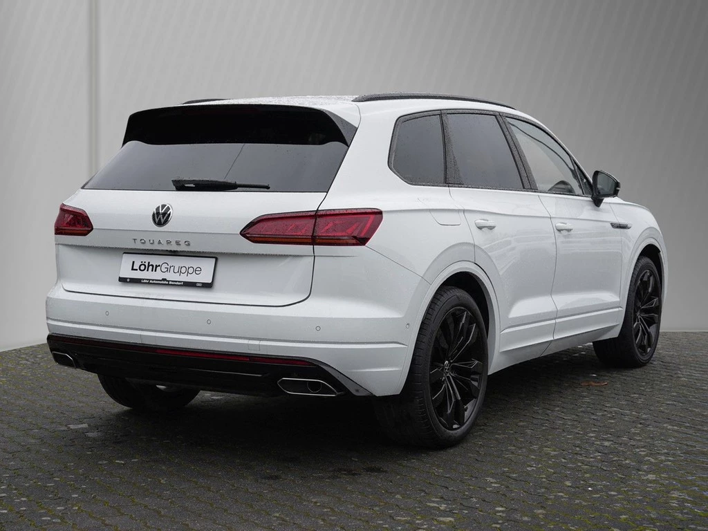 Volkswagen Touareg 3.0 TDI DSG 4Motion R-Line *AHK*IQ-Light*Luftfederung*360°-Kamera*Navi*App-Connect*ACC*Black