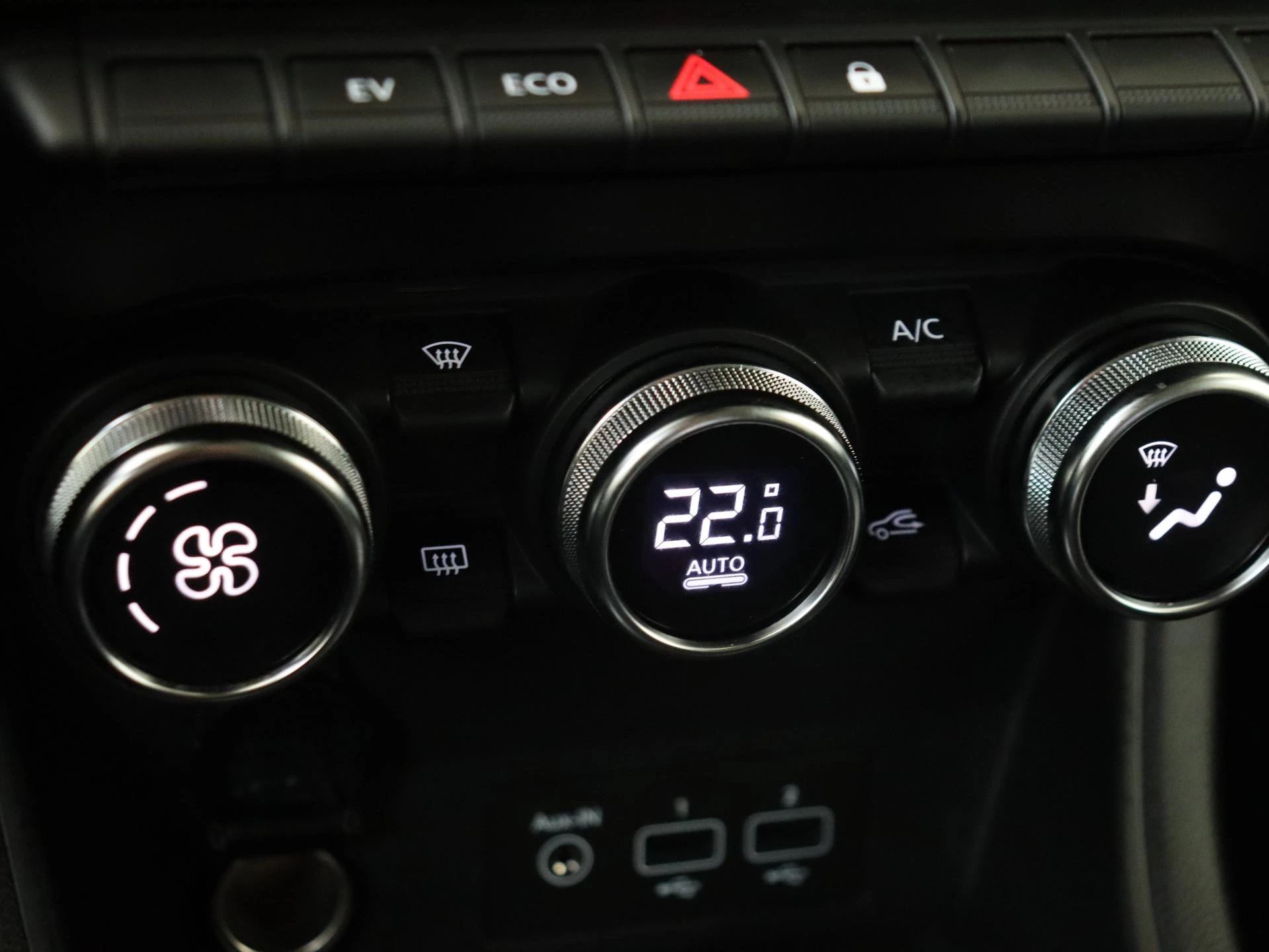 Renault-Captur-image-22