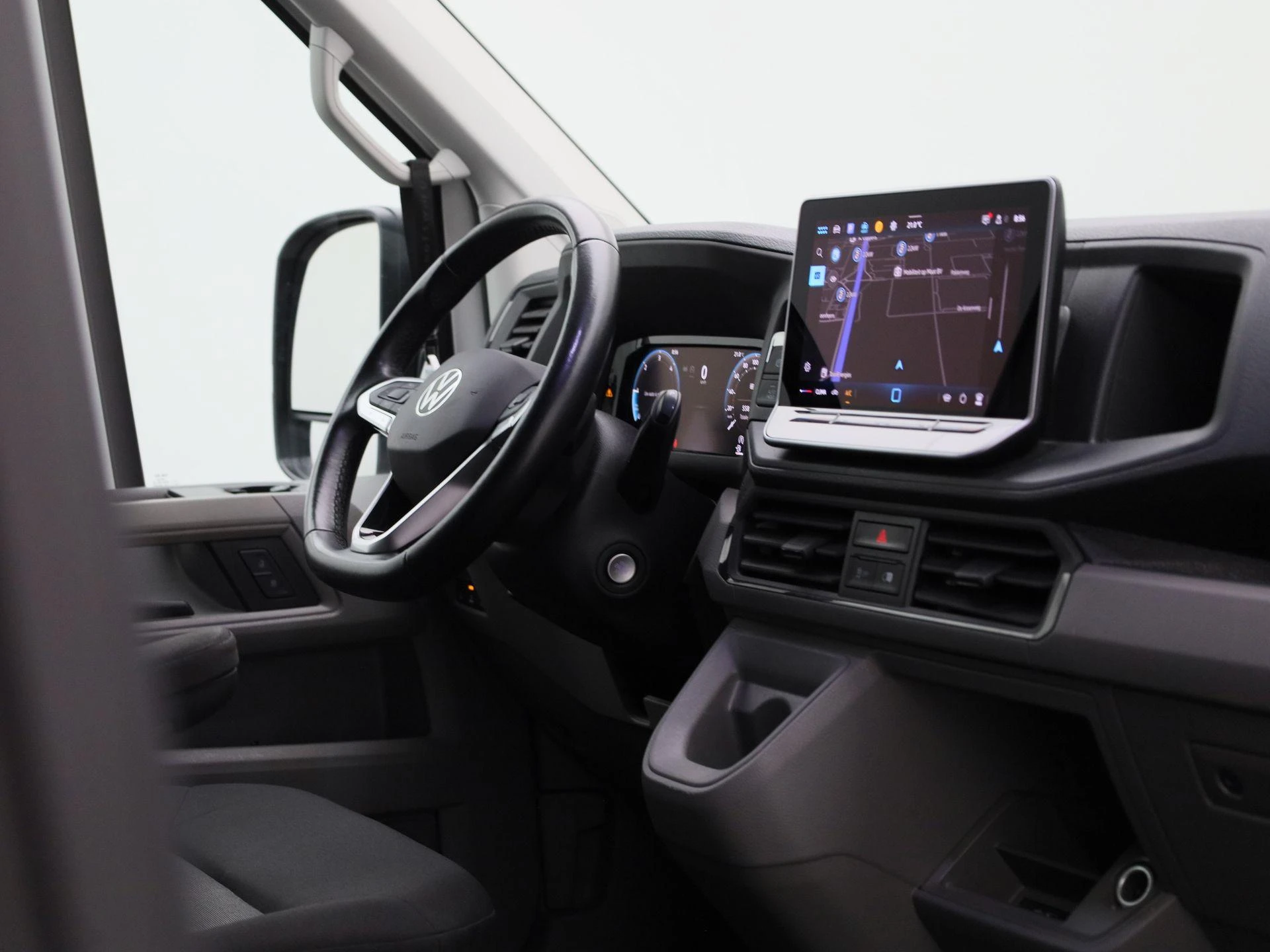 Volkswagen-Crafter-image-6