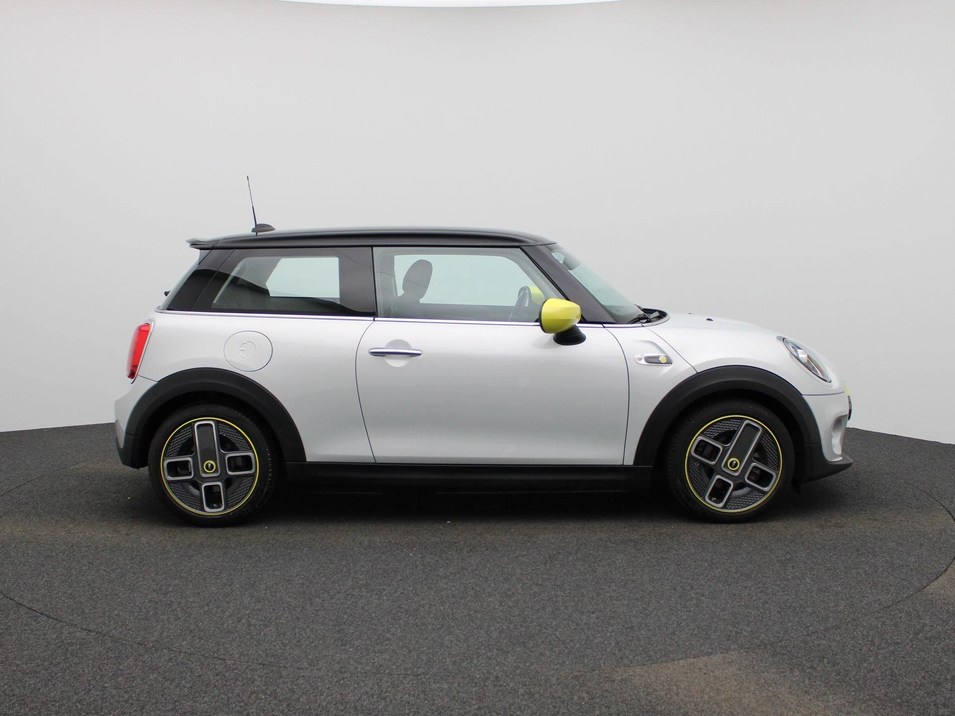 MINI-Electric-image-5