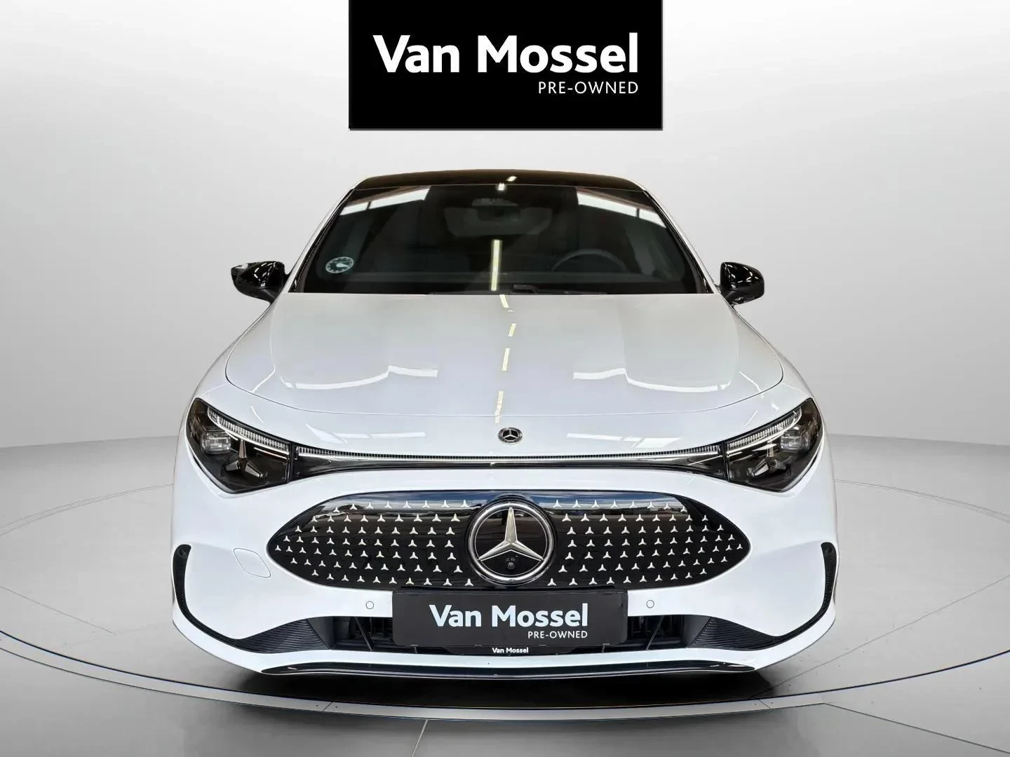 Mercedes-Benz-CLA-image-2