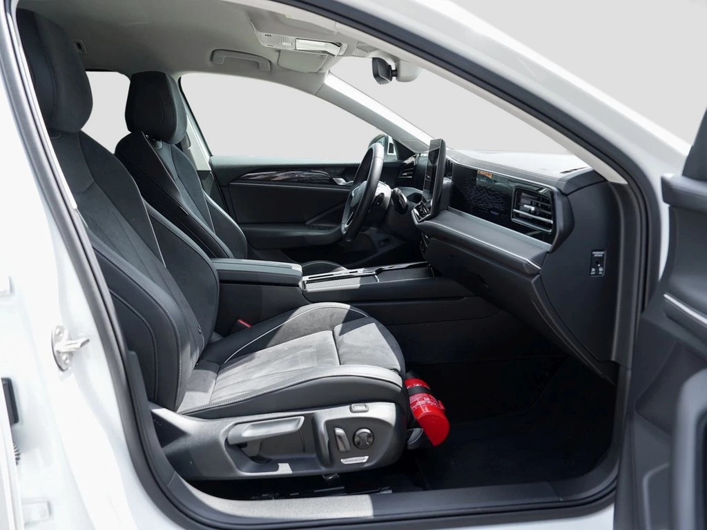 Volkswagen Passat Variant 2.0 TDI DSG Elegance *IQ-Drive*Standhzg*Head-up*Navi*DCC*Area-View*uvm..