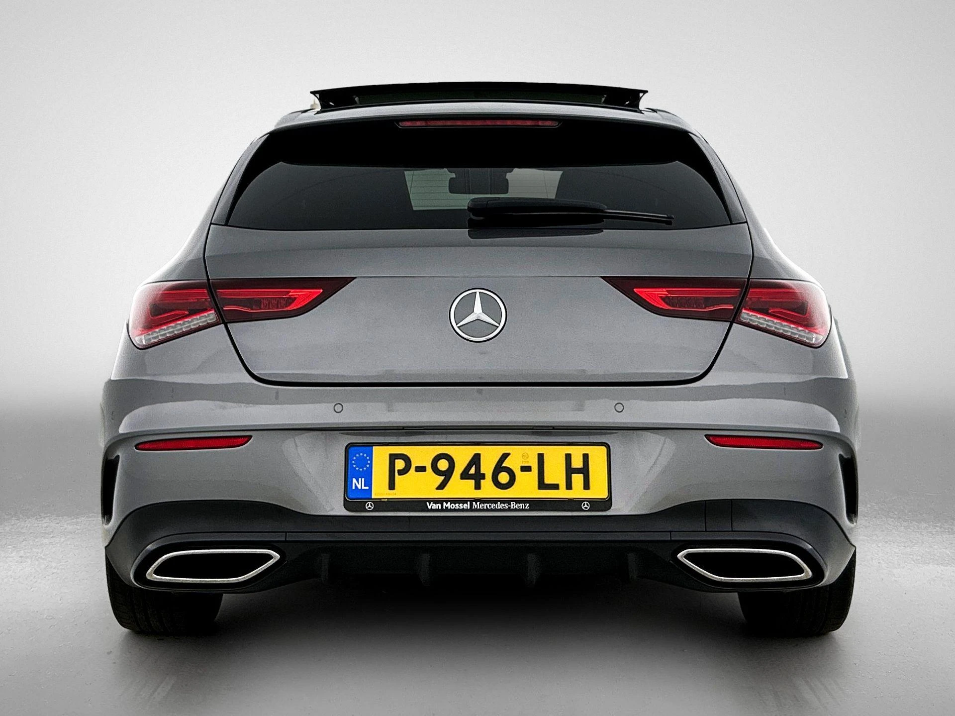 Mercedes-Benz-CLA-image-2