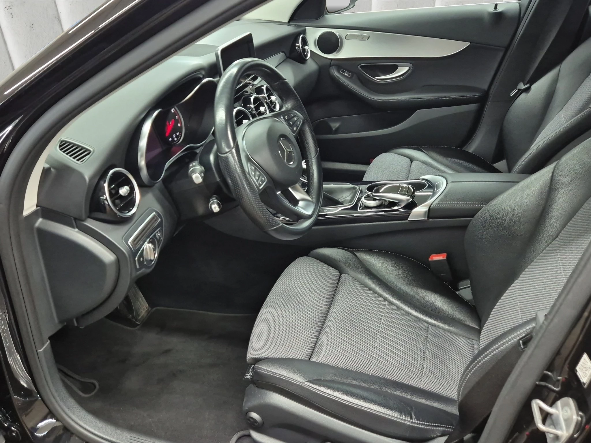 Mercedes-Benz C-Klasse 180 T Avantgarde