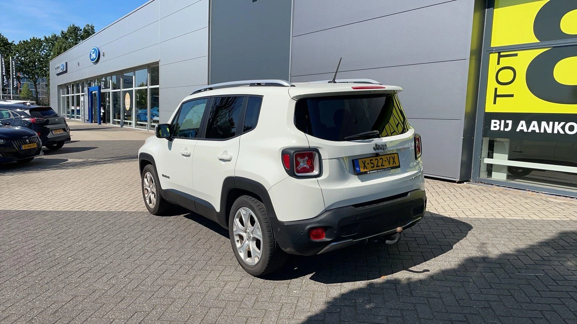 Jeep-Renegade-image-1