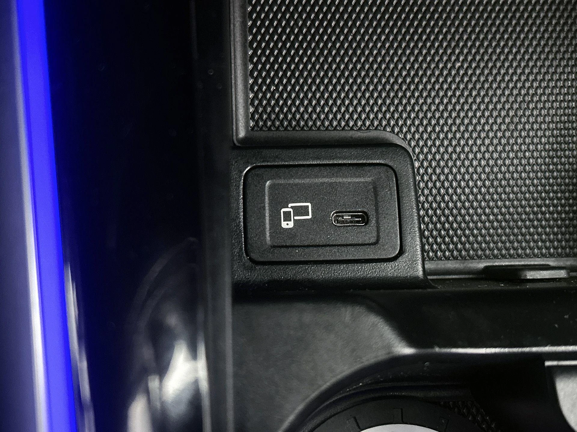 Mercedes-Benz-B-Klasse-image-43
