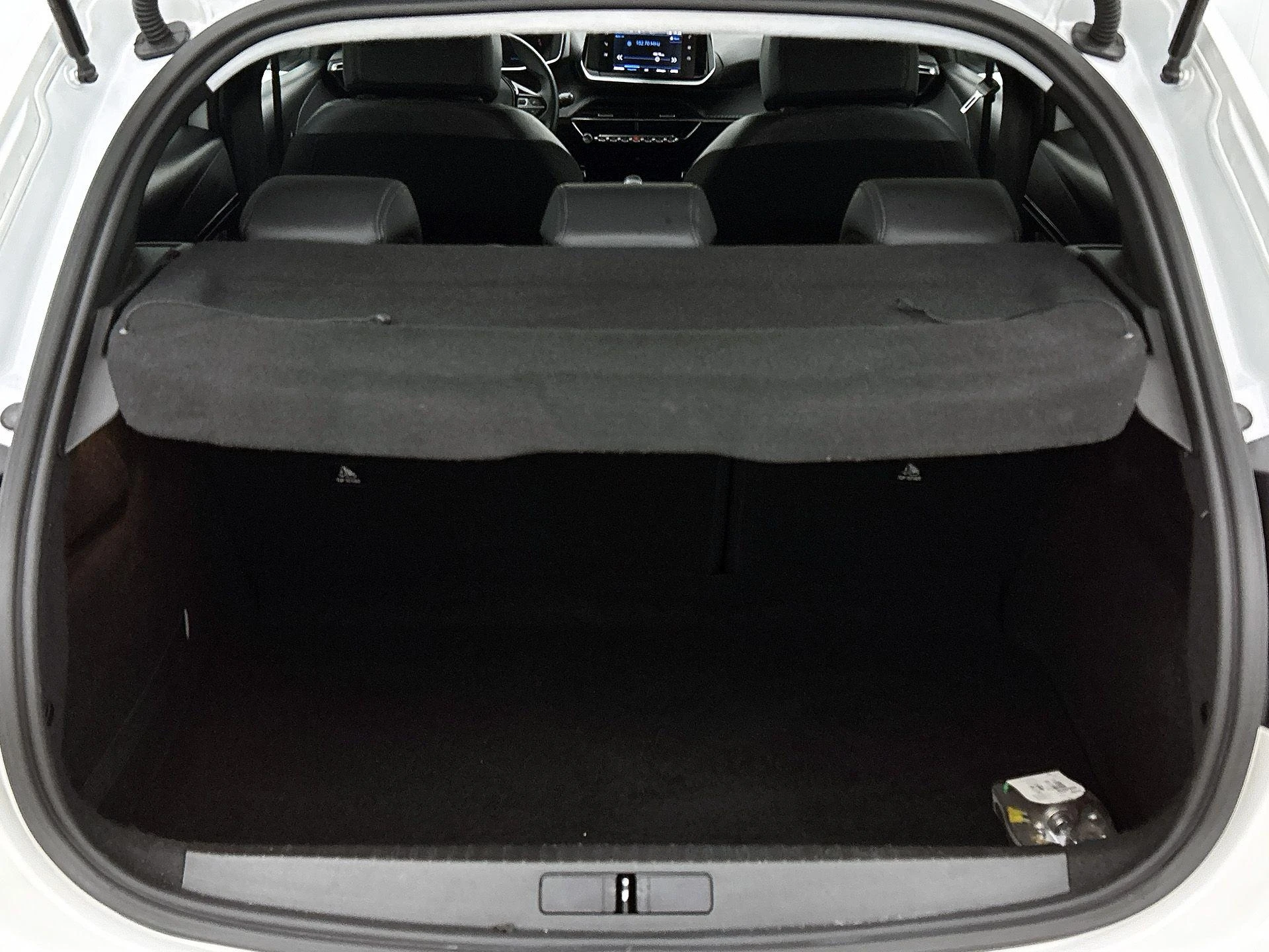 Peugeot-208-image-17