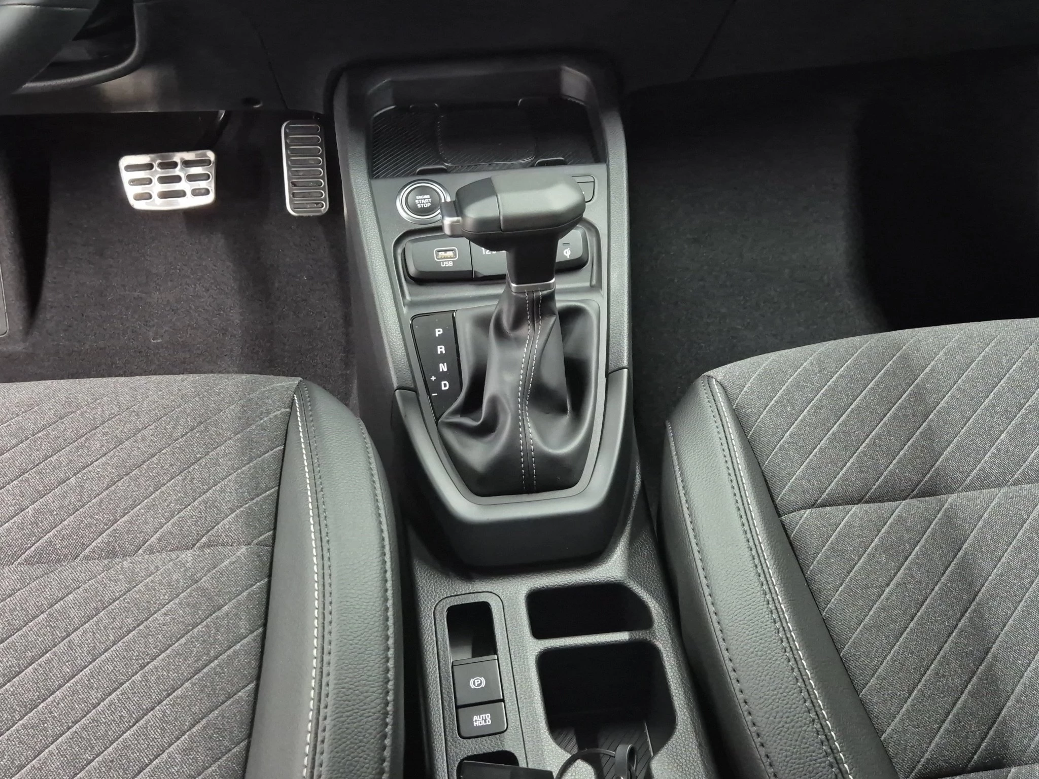 Kia Stonic GT-Line neues Modell 1.0 T-GDI 48V DCT7. 85 kW