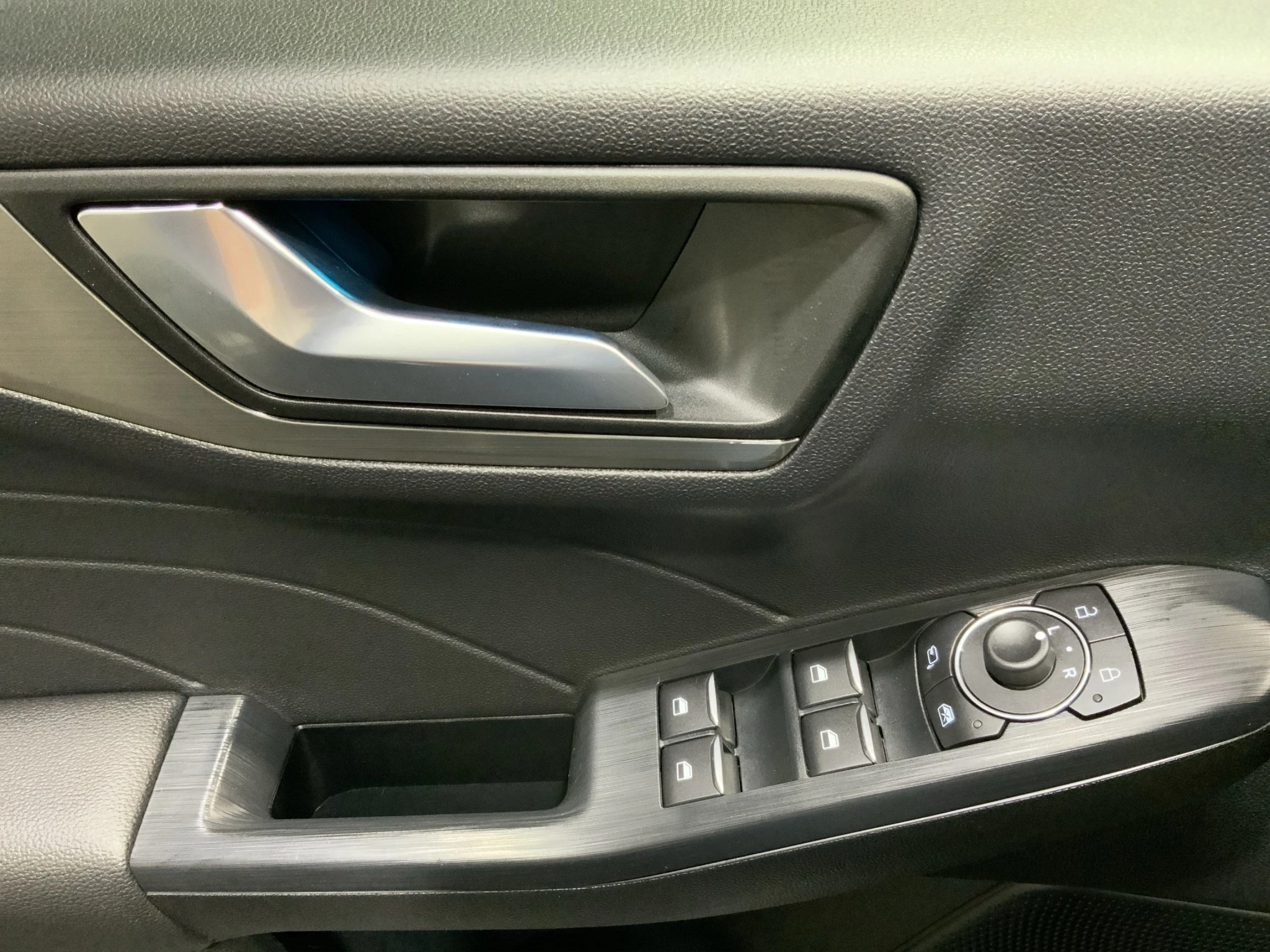 Ford-Kuga-image-15