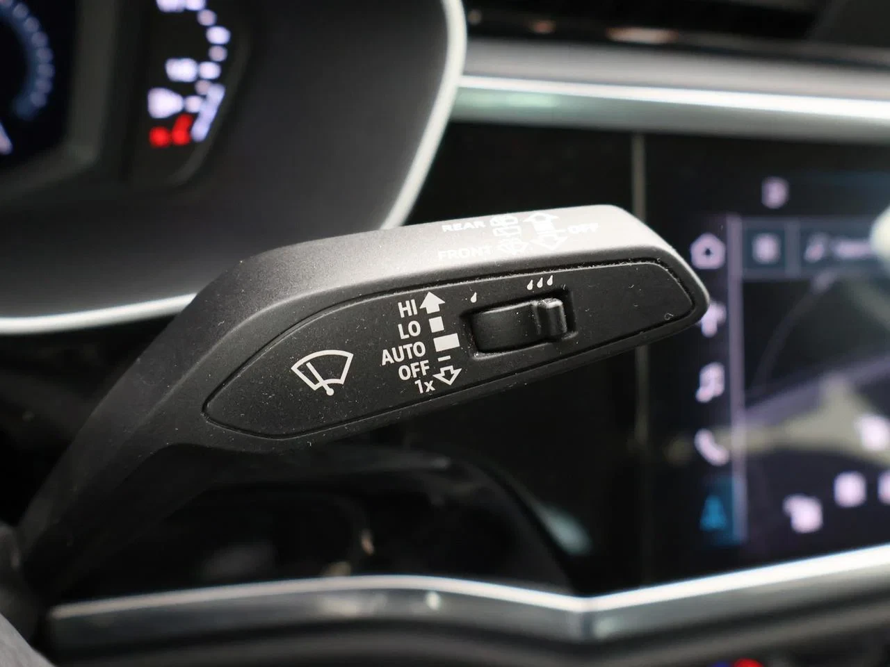 Audi-Q3-image-16