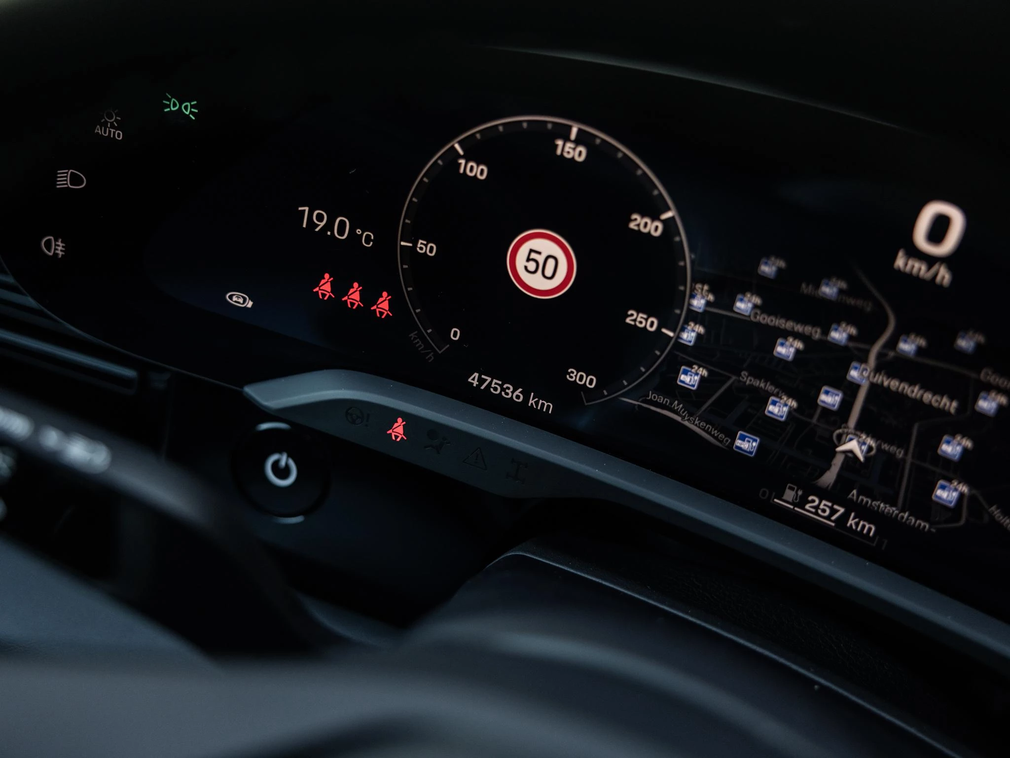 Porsche Taycan Performance 84 kWh