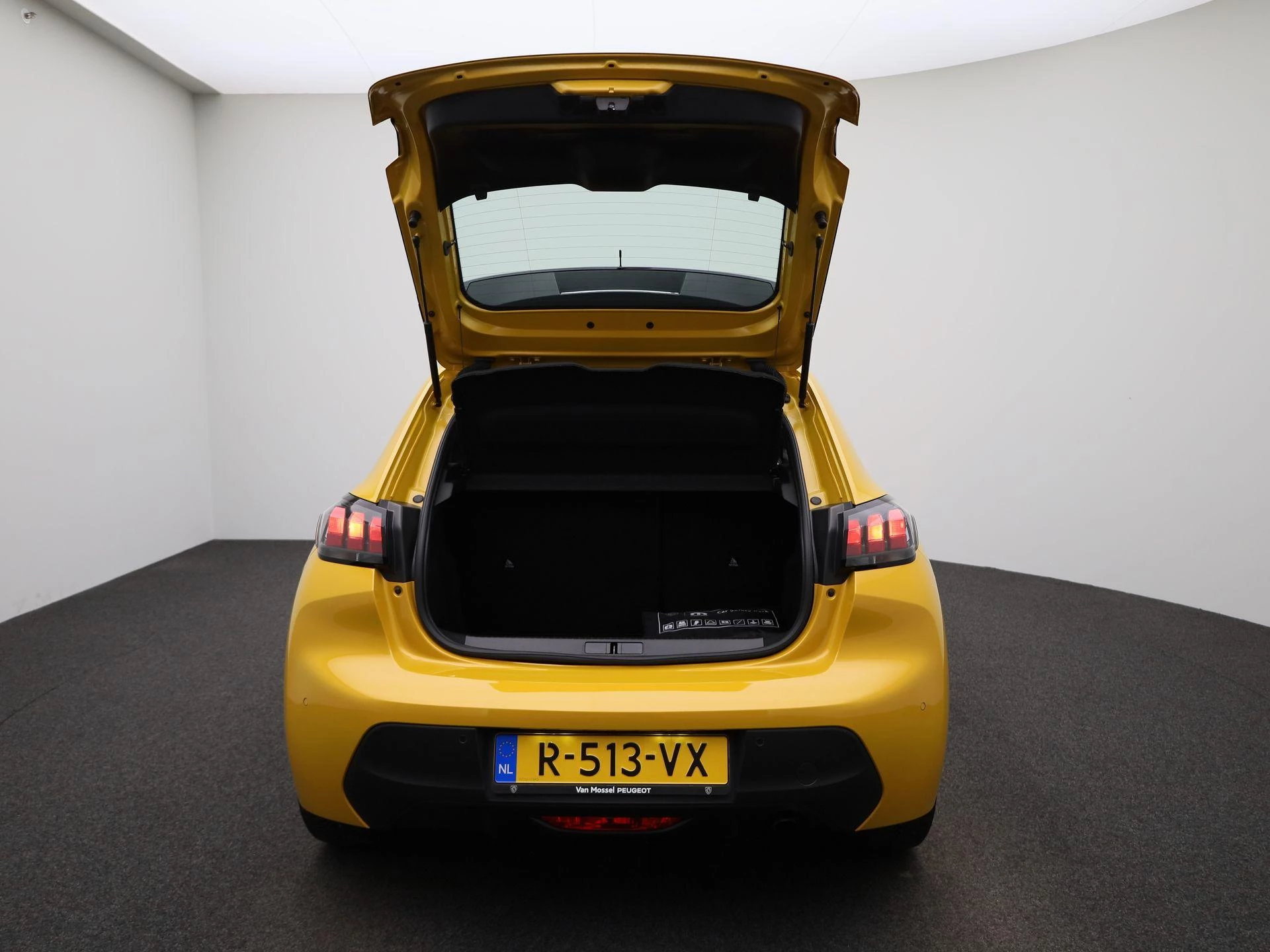 Peugeot-208-image-10