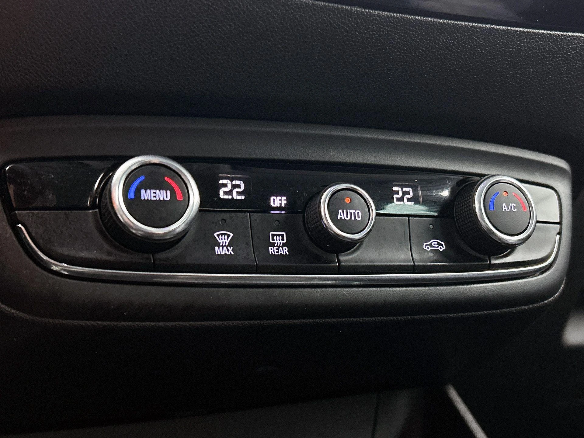 Opel-Crossland X-image-22