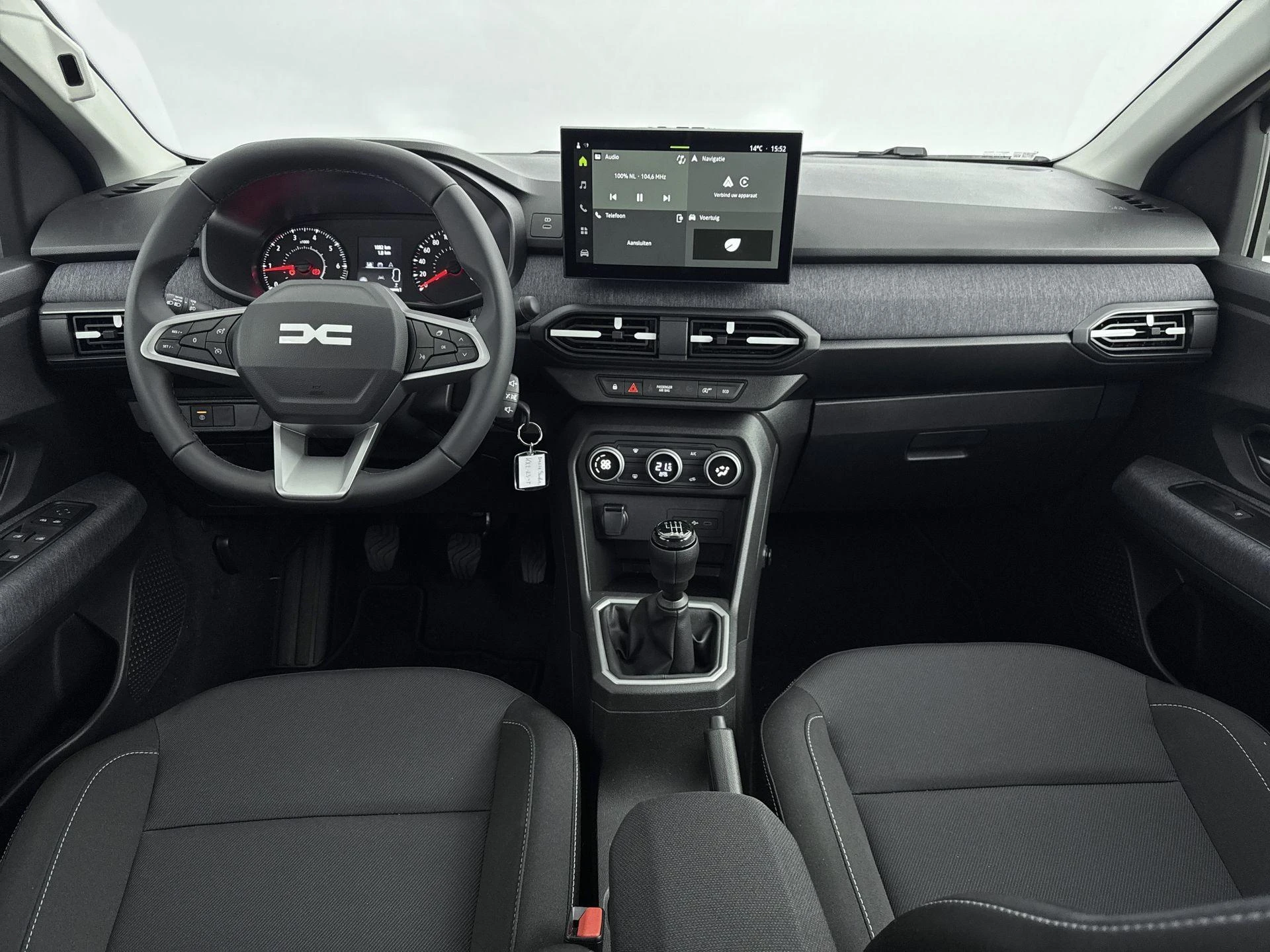 Dacia-Sandero-image-16