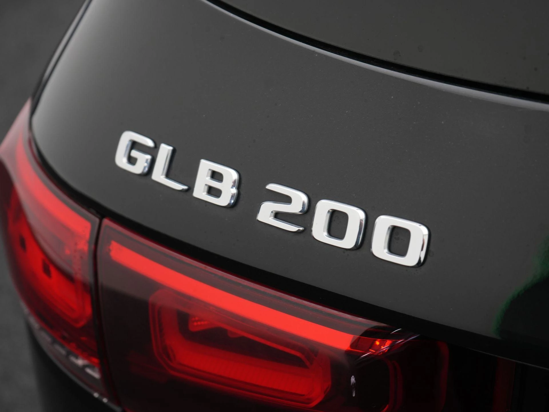 Mercedes-Benz-GLB-image-38