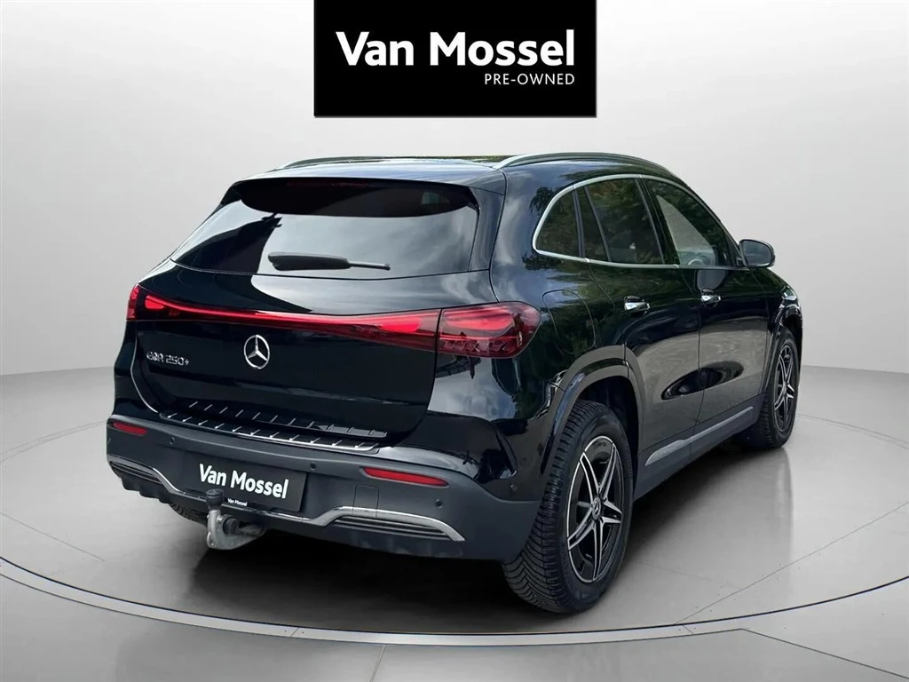 Mercedes-Benz-EQA-image-4
