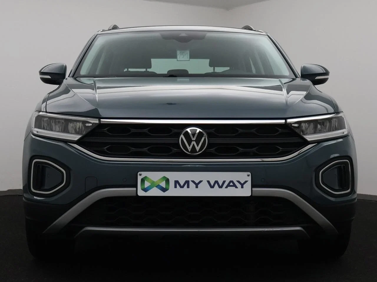 Volkswagen-T-Roc-image-1
