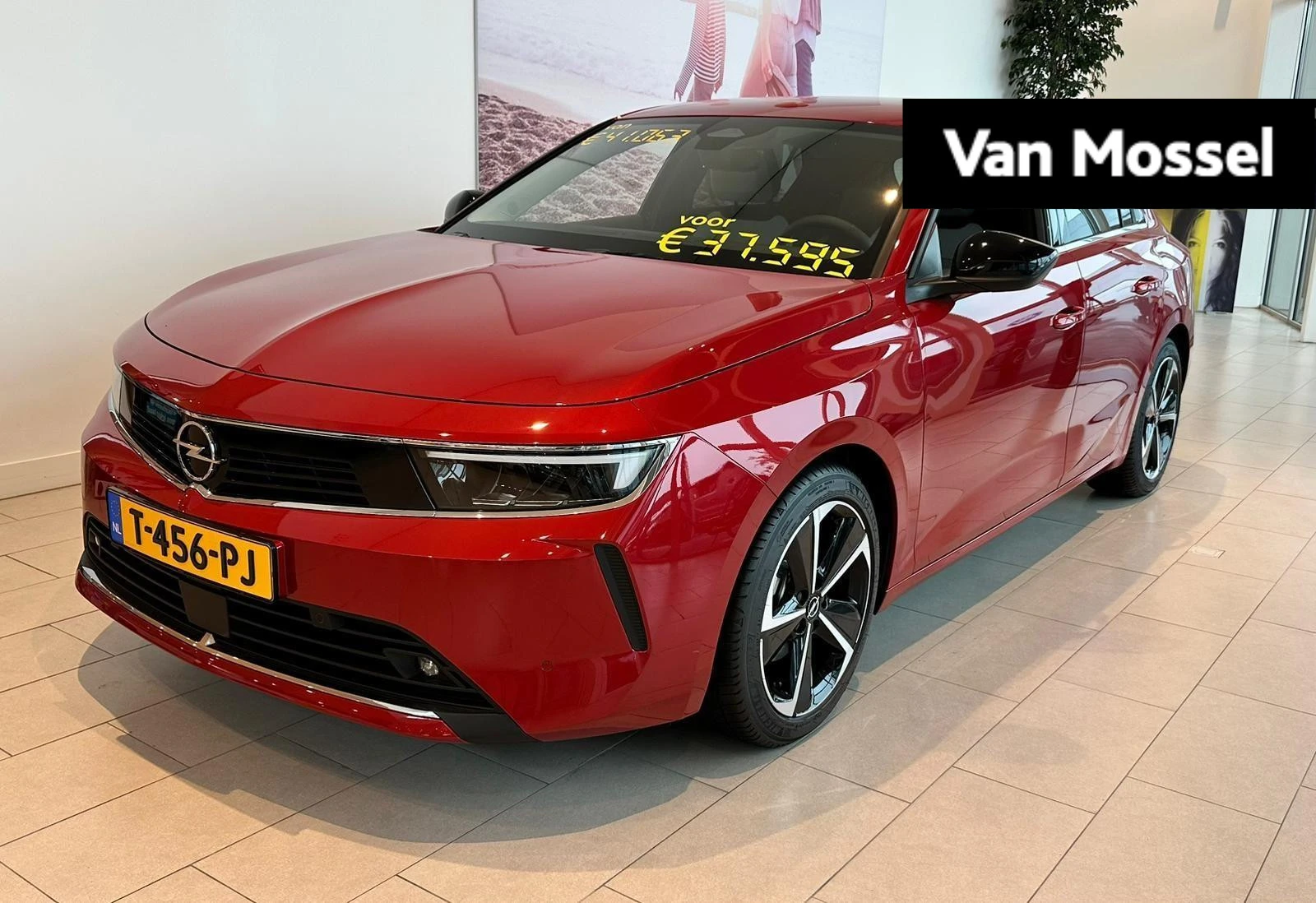 Opel-Astra-image-0