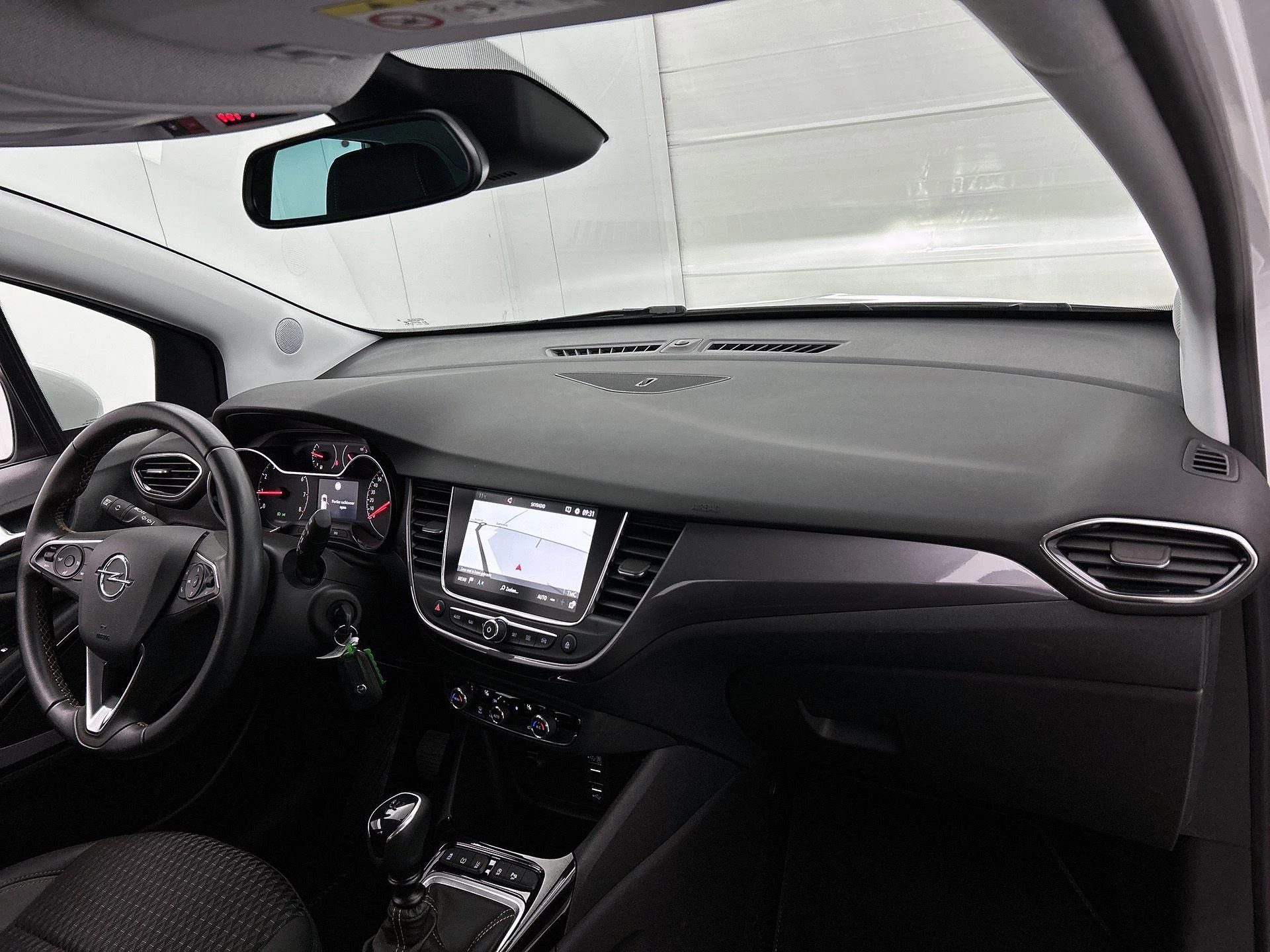 Opel-Crossland X-image-18