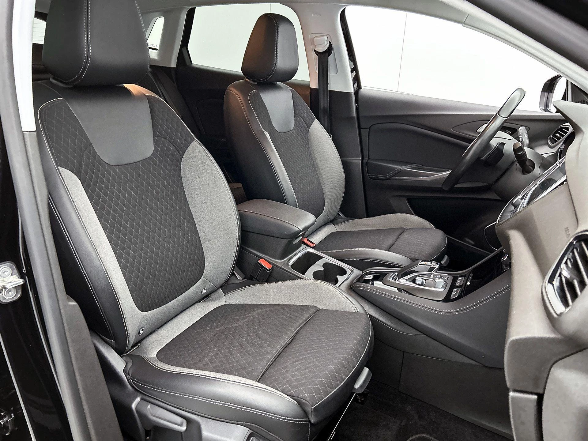 Opel Grandland X 1.6 Turbo Hybrid Innovation