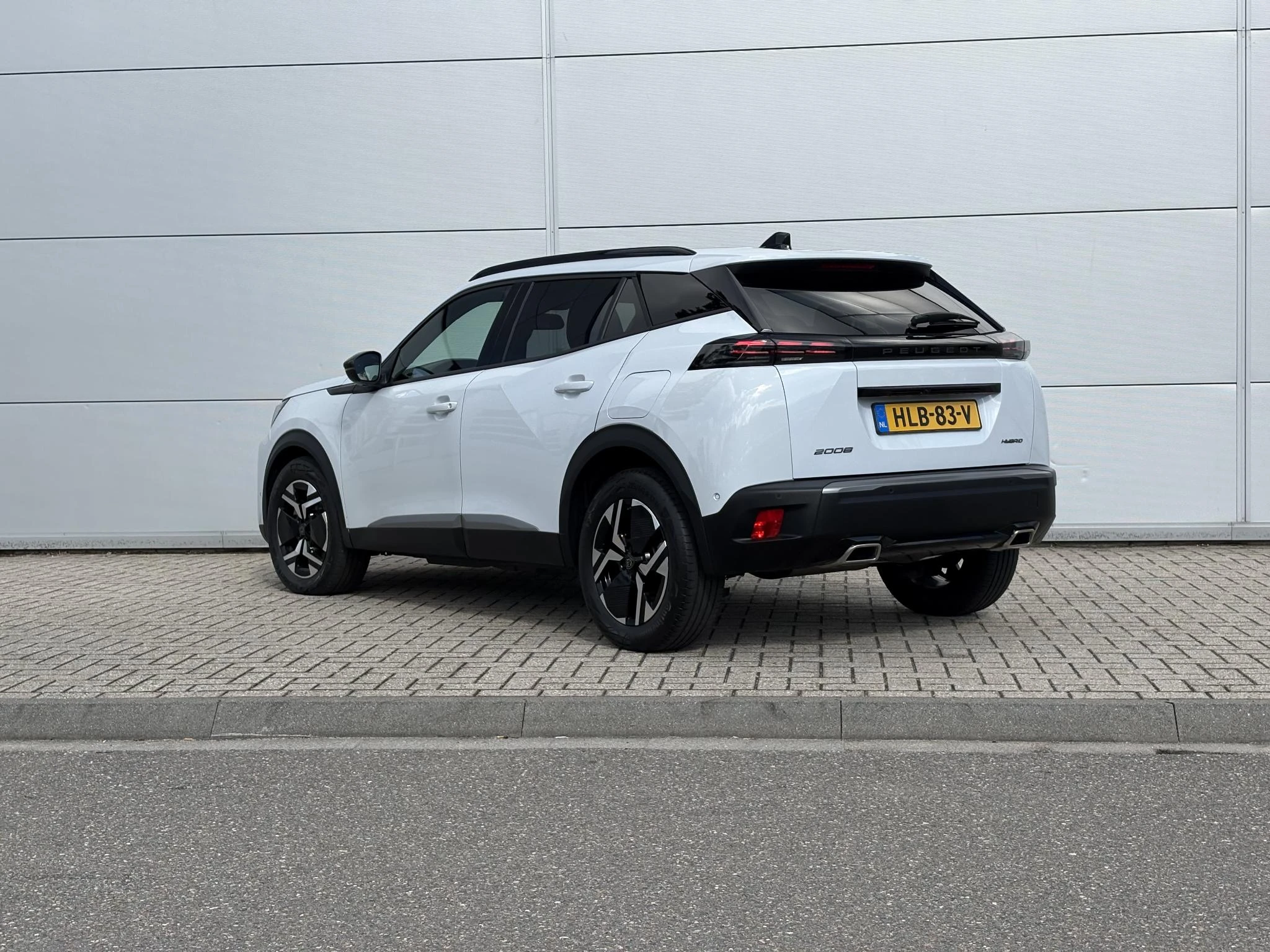 Peugeot-2008-image-3